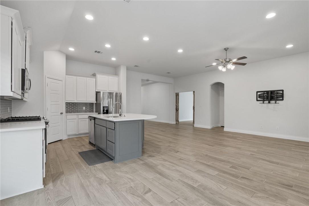 209 Magdalene Way, Liberty Hill, TX 78642