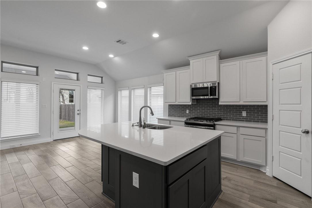 209 Magdalene Way, Liberty Hill, TX 78642