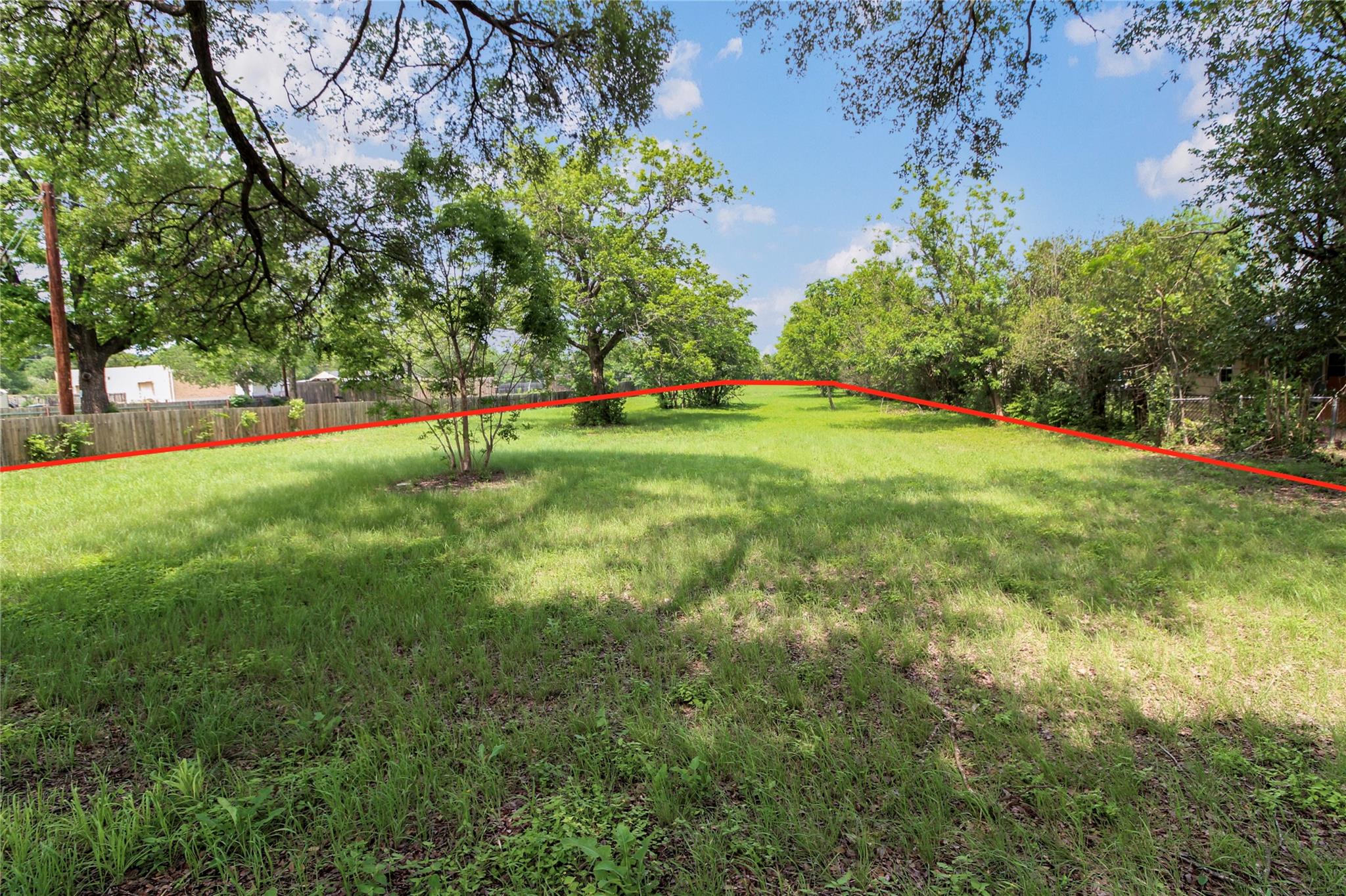 633 Uhland Rd, San Marcos, TX 78666