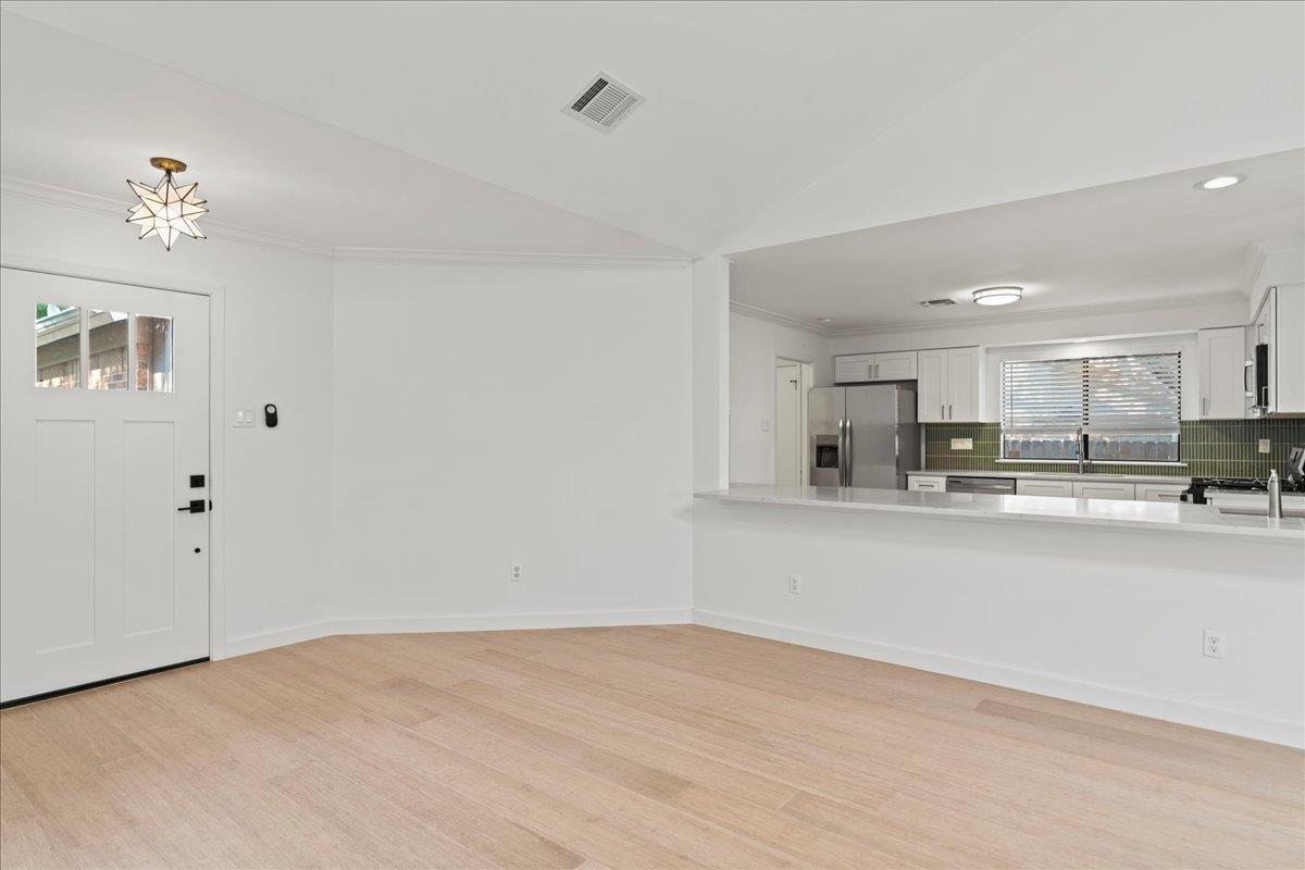 1400 Lance Way, Austin, TX 78758