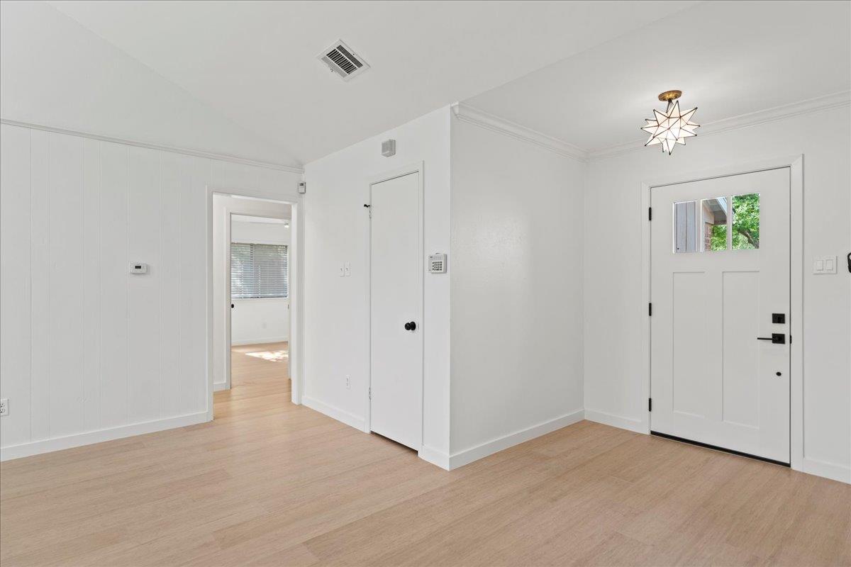 1400 Lance Way, Austin, TX 78758