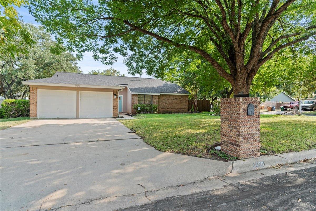 1400 Lance Way, Austin, TX 78758