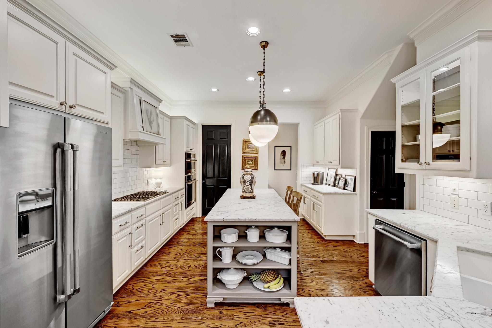 2100 Rue De St Germaine, Austin, TX 78746