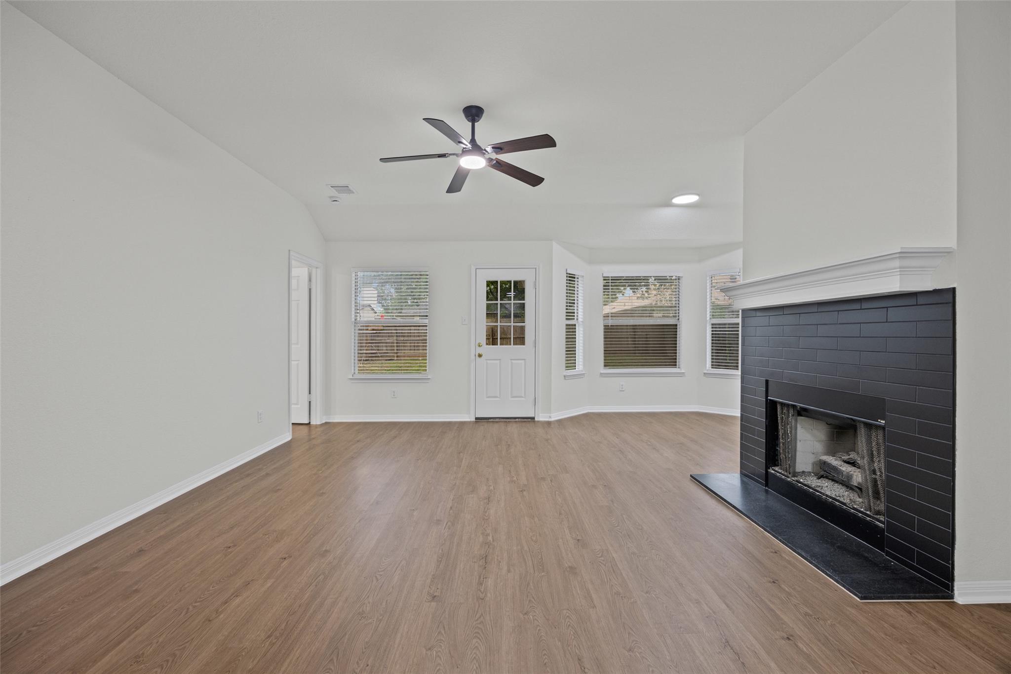 2343 Wright Cir, Round Rock, TX 78664