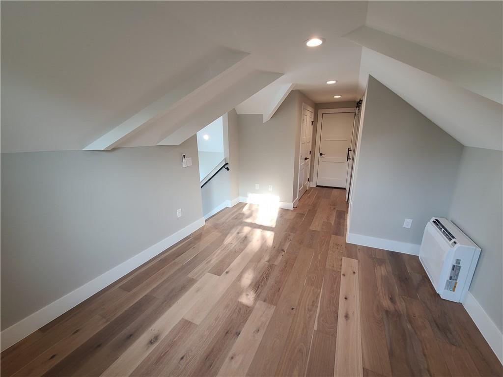 907 E 44th St # B, Austin, TX 78751