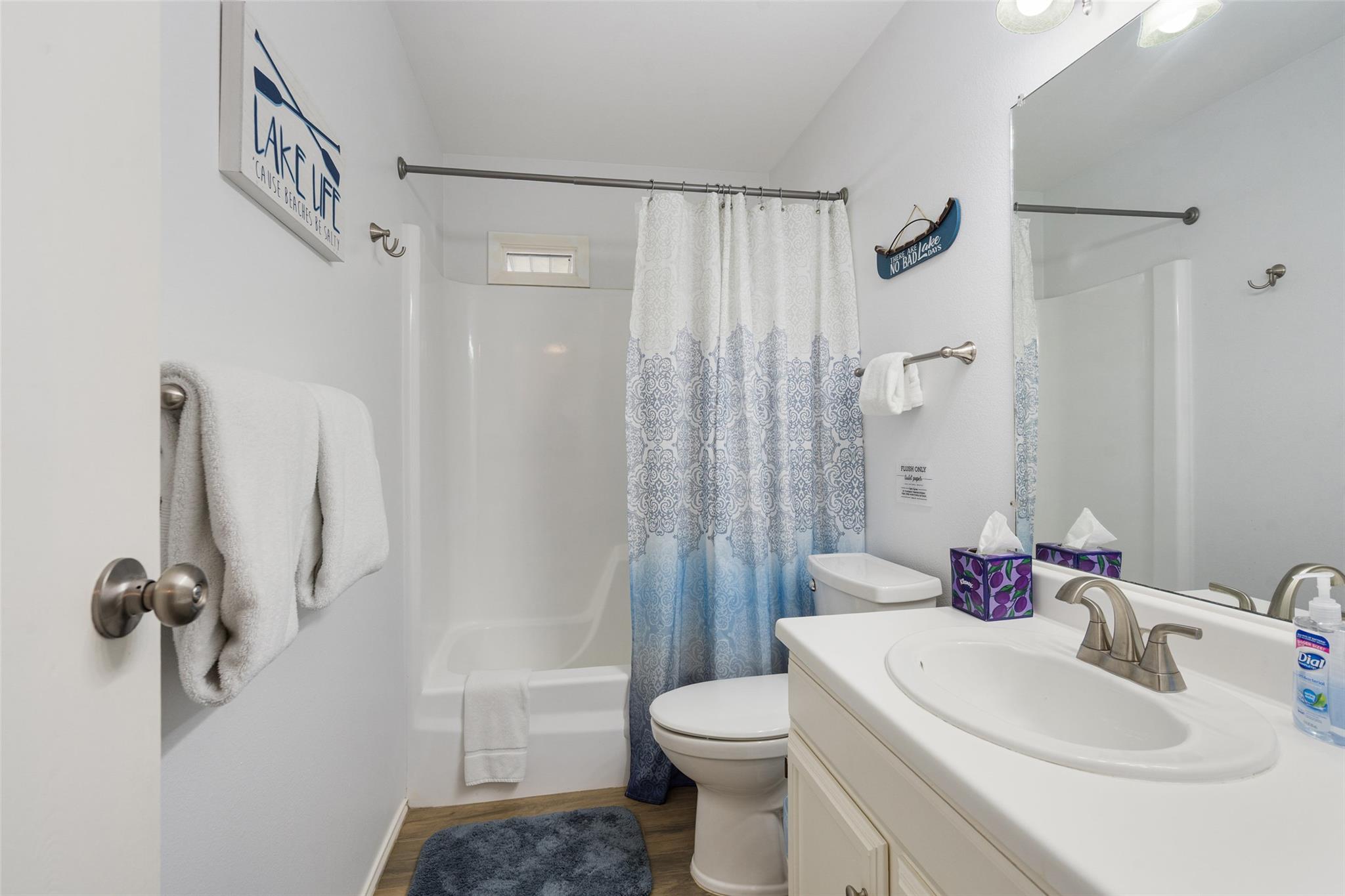 2546 Williams Lakeshore, Kingsland, TX 78639