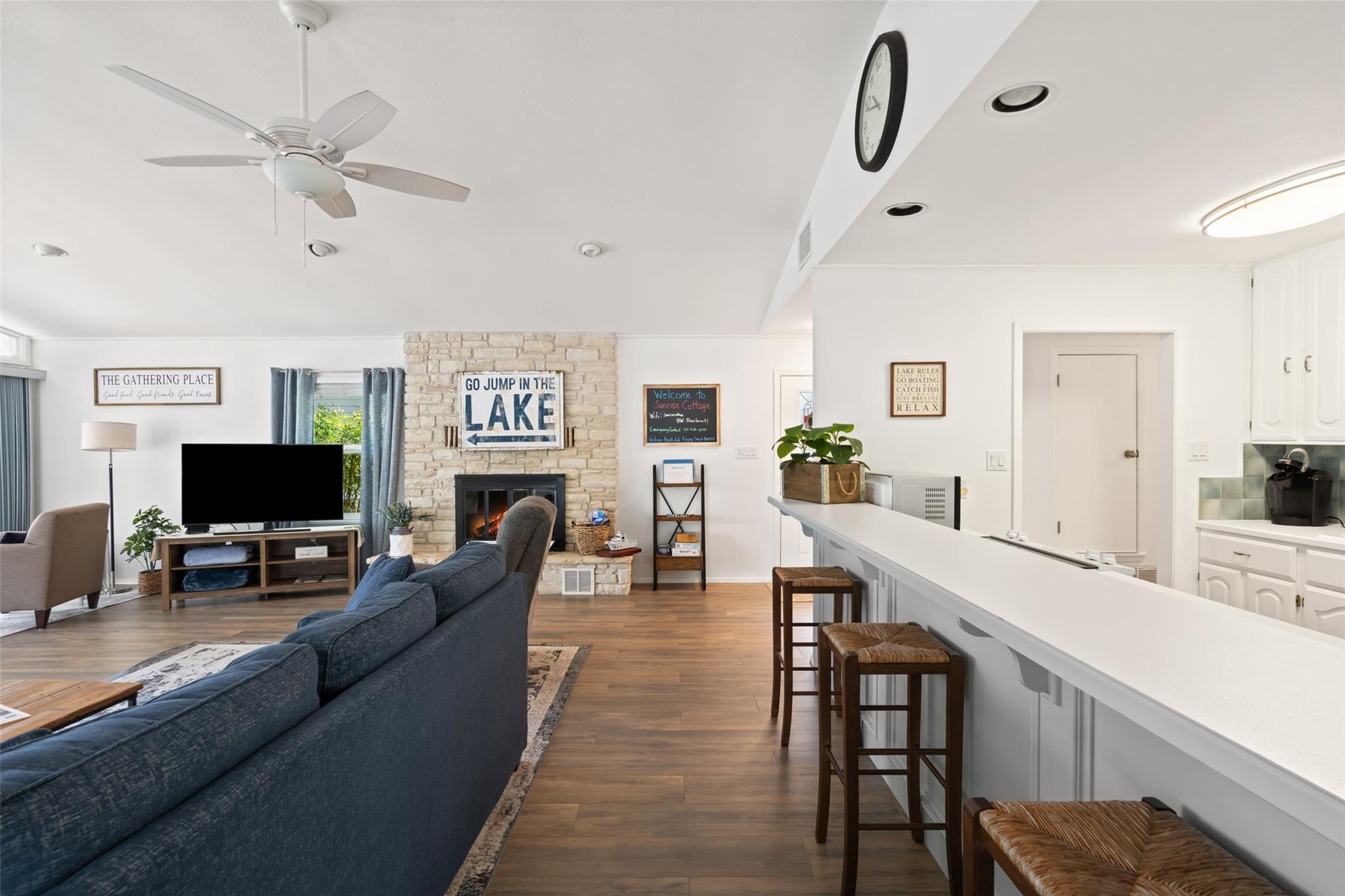 2546 Williams Lakeshore, Kingsland, TX 78639