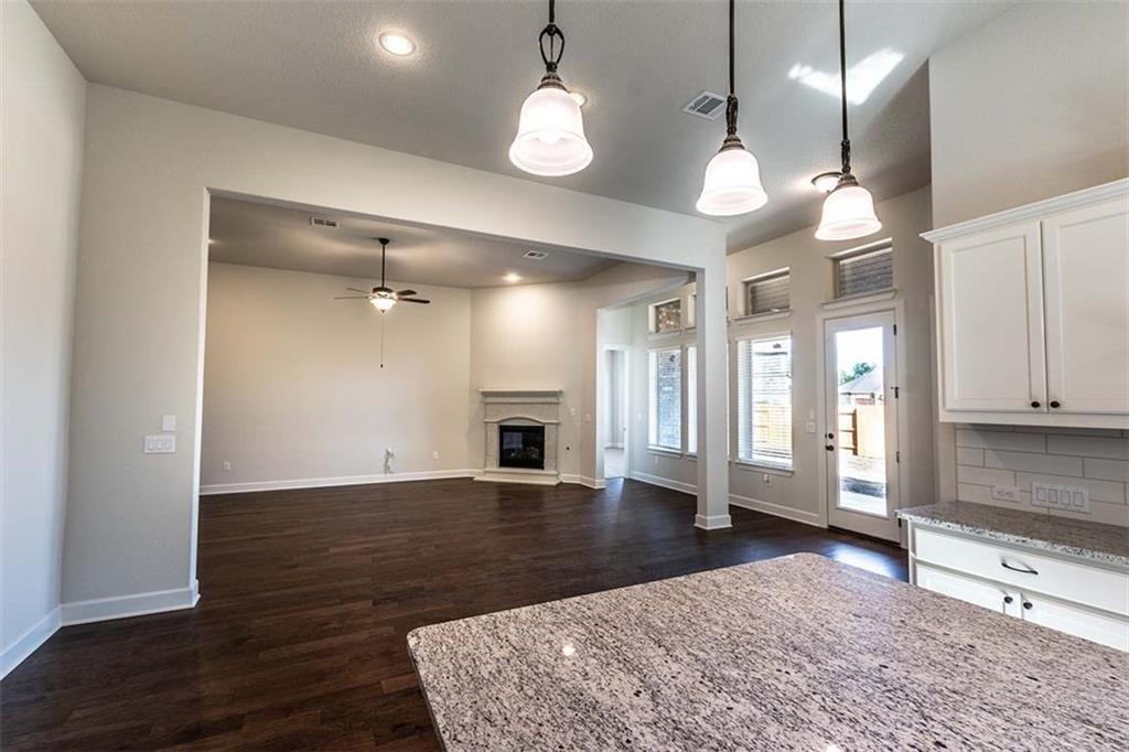 932 Hezekiah Ln, Leander, TX 78641