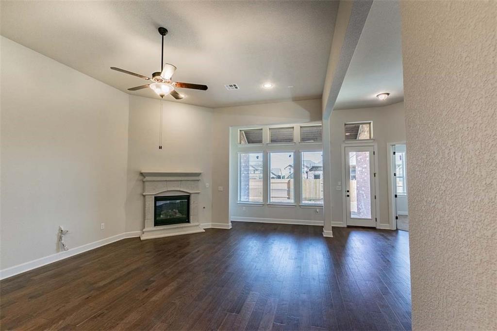 932 Hezekiah Ln, Leander, TX 78641