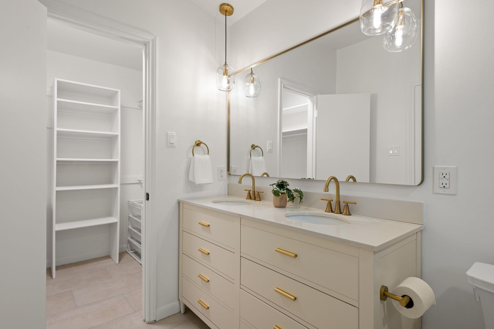 7302 Potters Trl, Austin, TX 78729