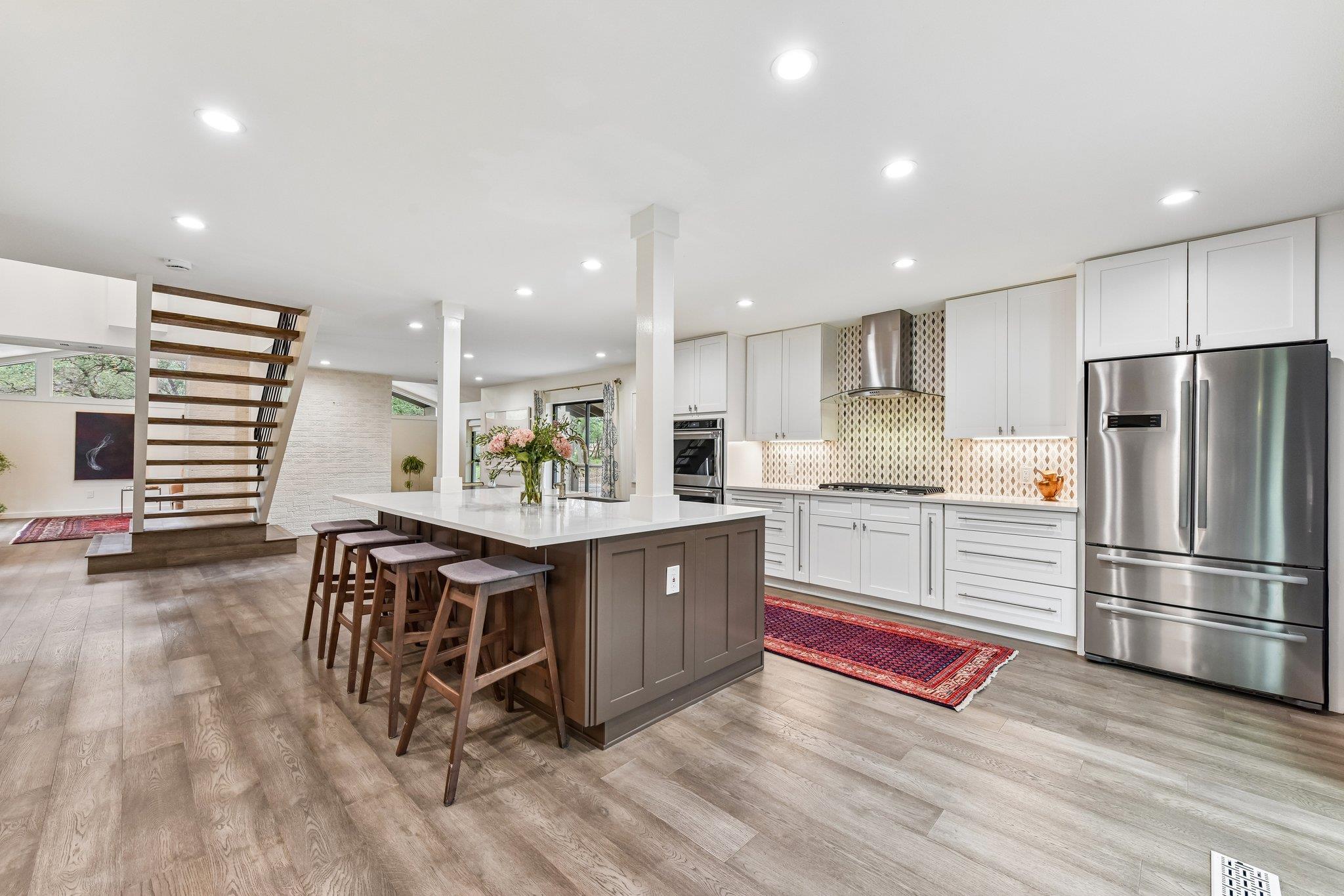 9004 Tara Ln, Austin, TX 78737