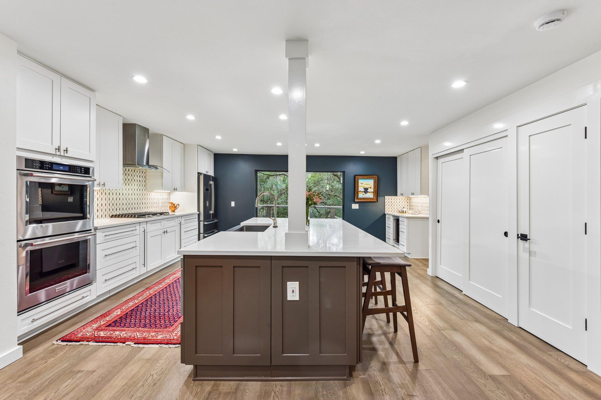 9004 Tara Ln, Austin, TX 78737