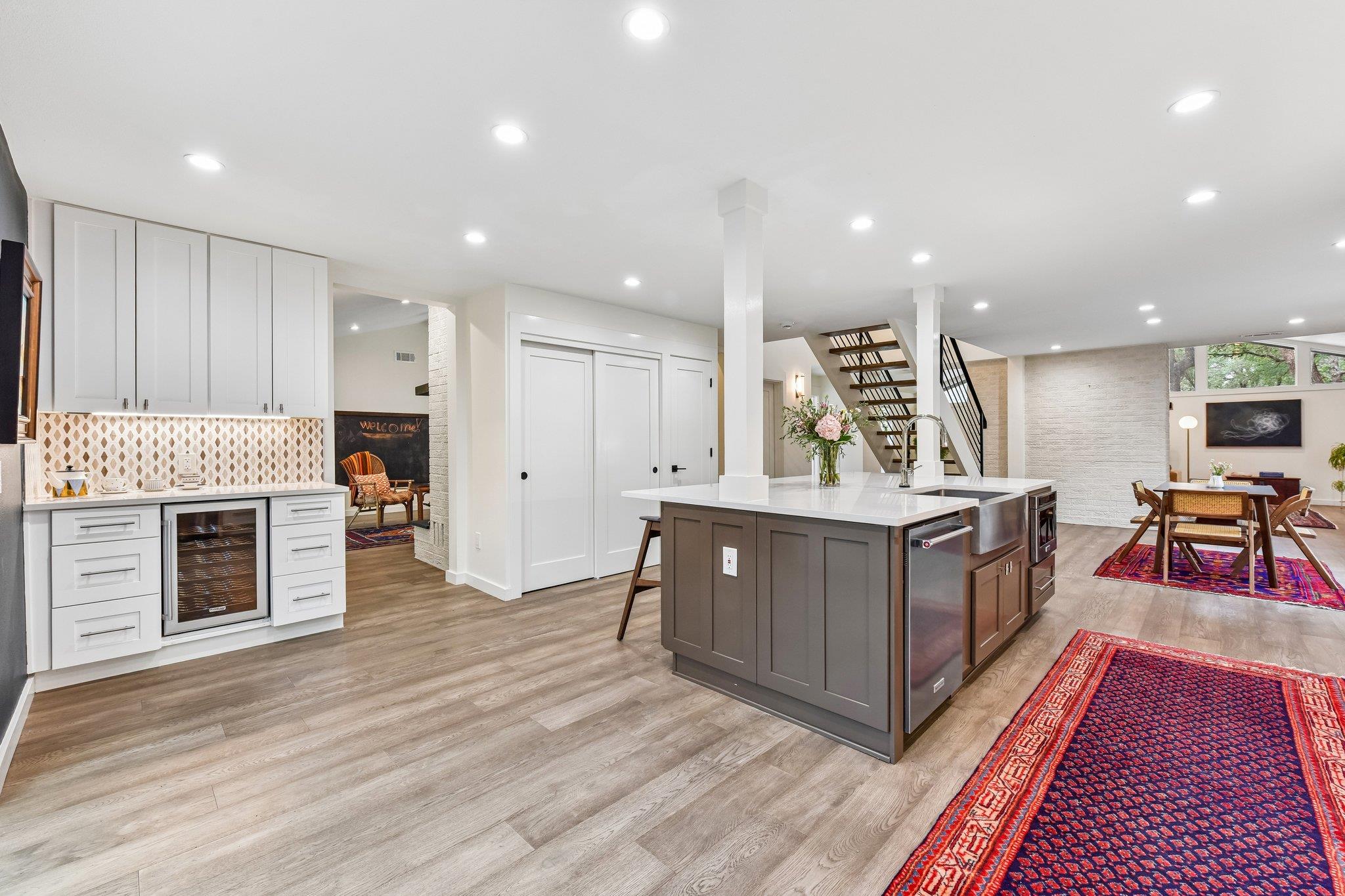9004 Tara Ln, Austin, TX 78737