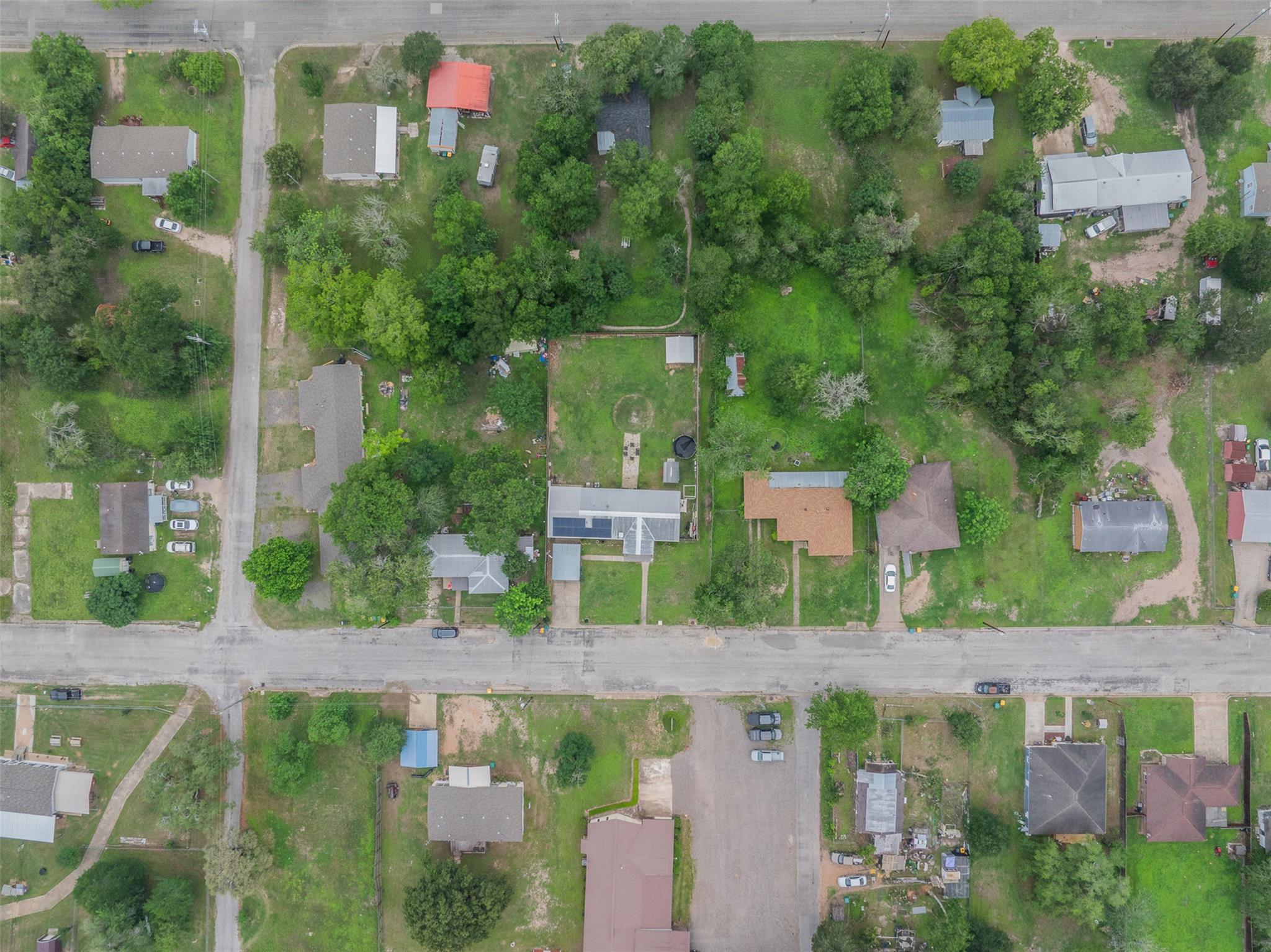 857 E Guadalupe St, La Grange, TX 78945