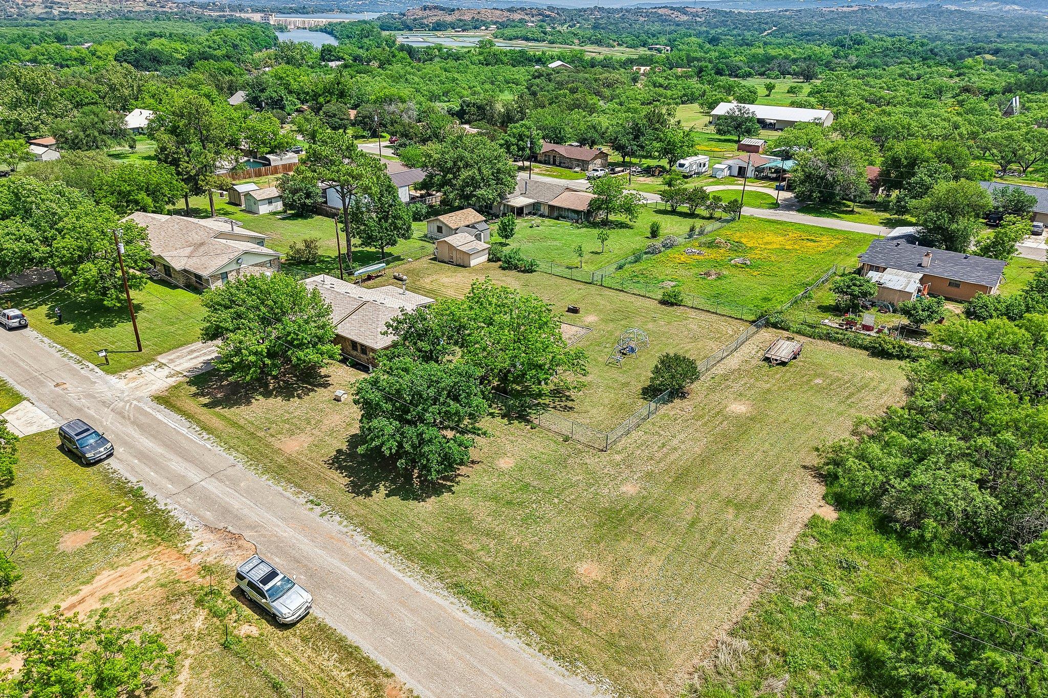 115 Mountain View Dr, Burnet, TX 78611