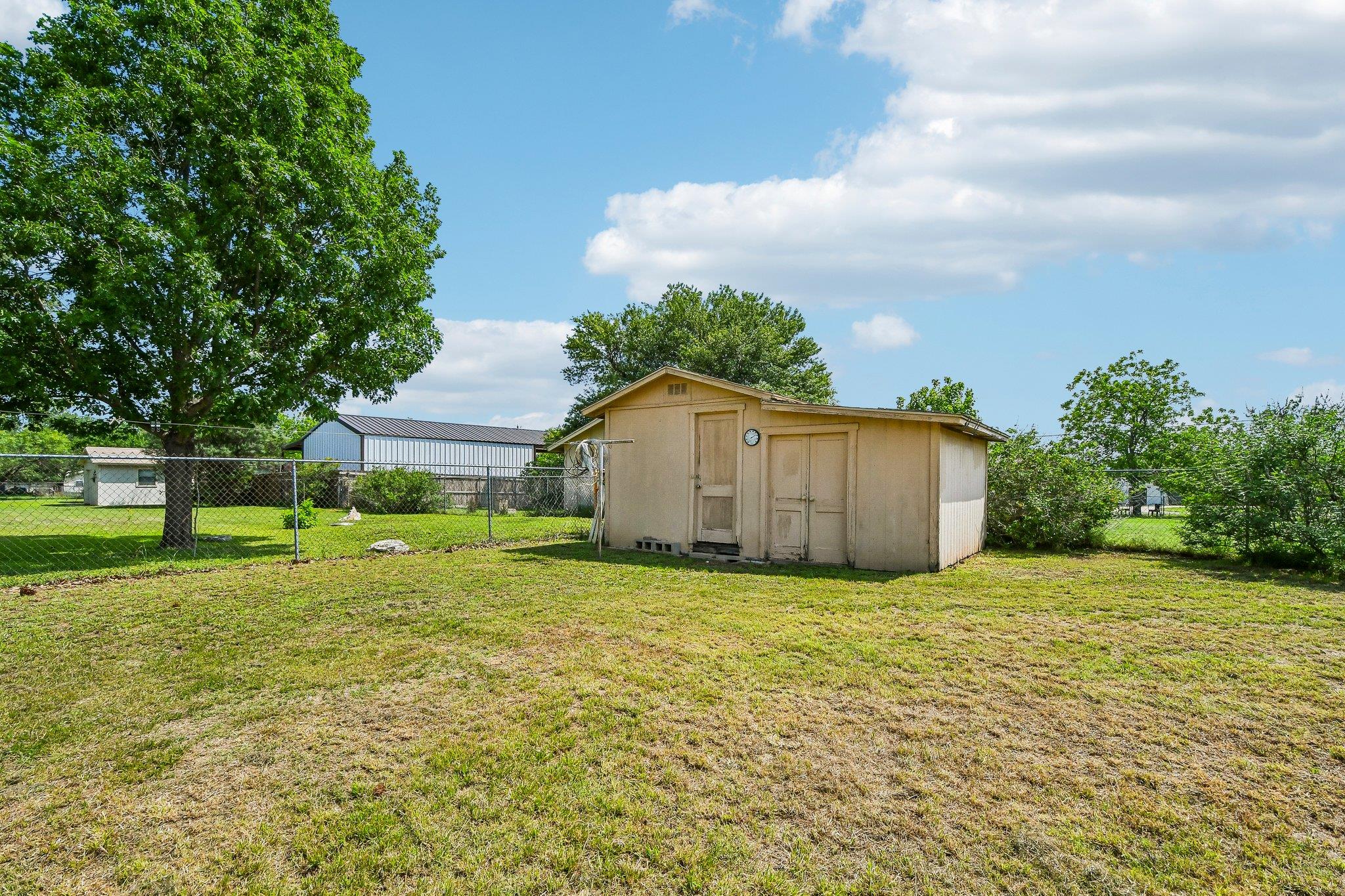 115 Mountain View Dr, Burnet, TX 78611