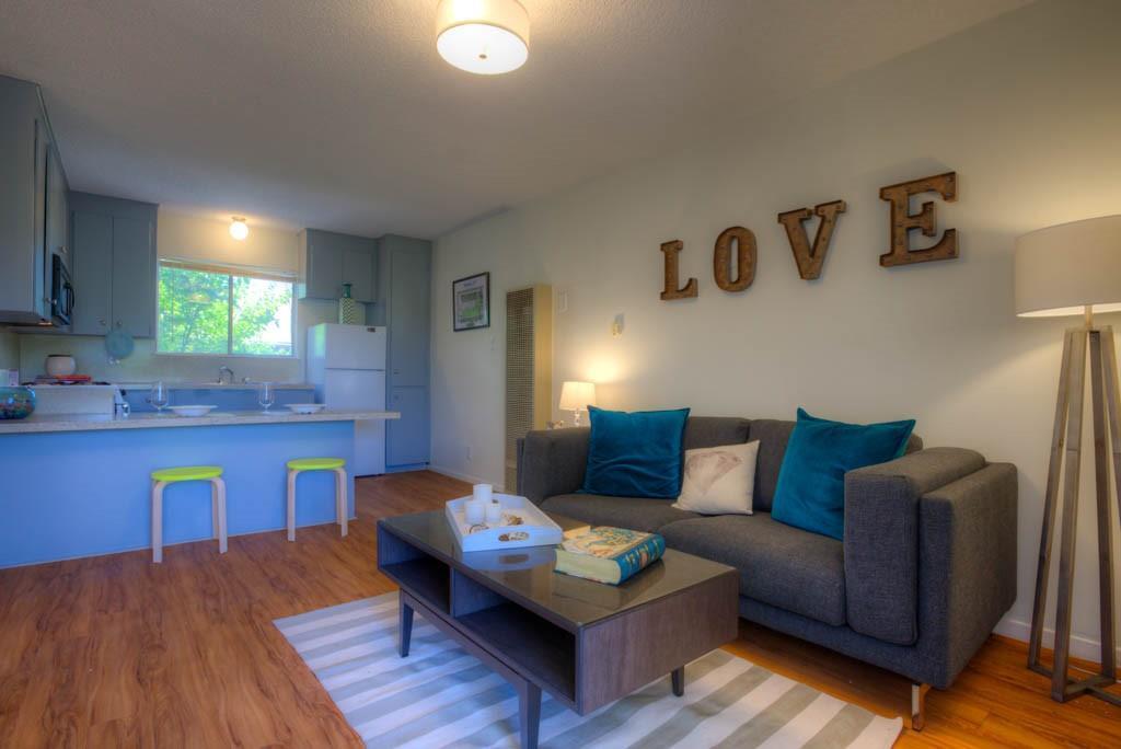 302 E 34th St # 106, Austin, TX 78705