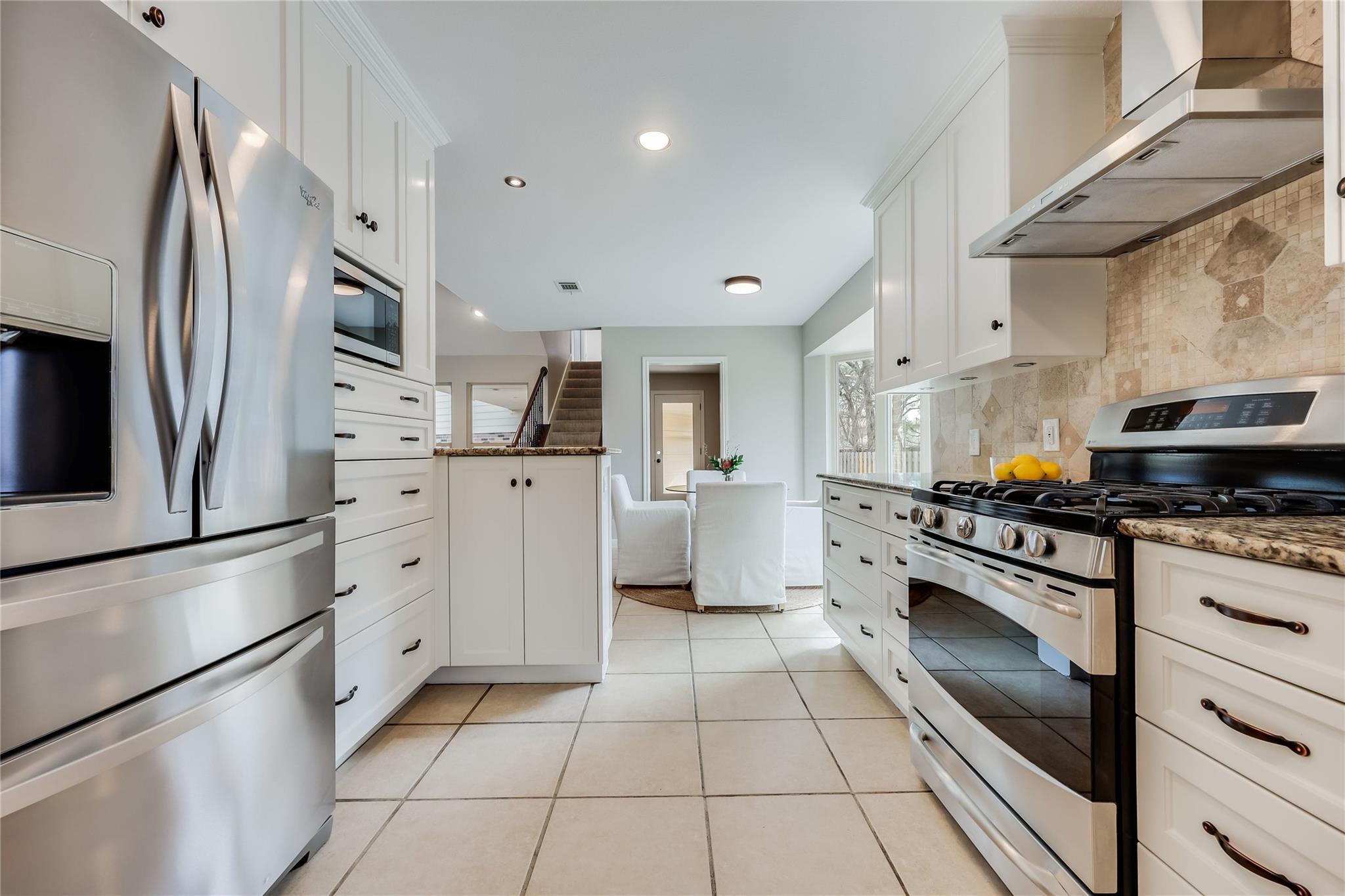 6905 Treaty Oak Cir, Austin, TX 78749