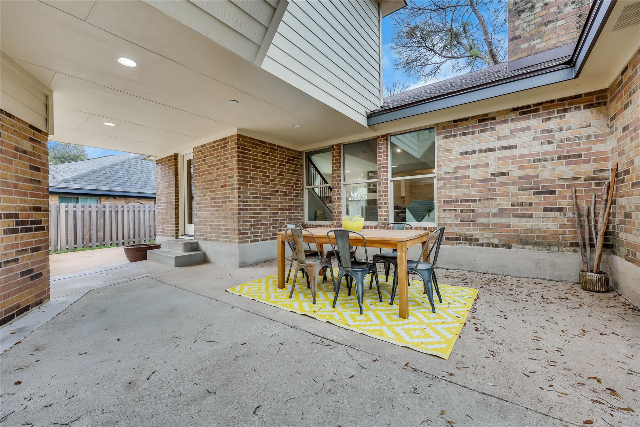 6905 Treaty Oak Cir, Austin, TX 78749