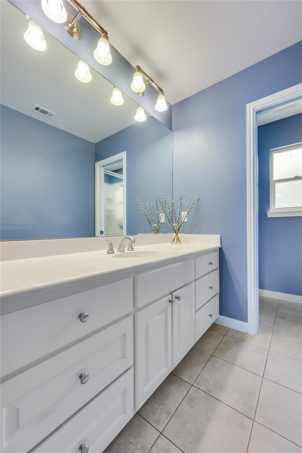 6905 Treaty Oak Cir, Austin, TX 78749