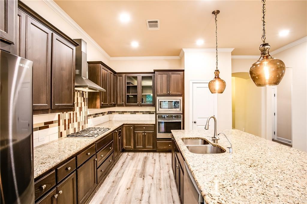 15033 Via Del Corso Dr, Austin, TX 78738