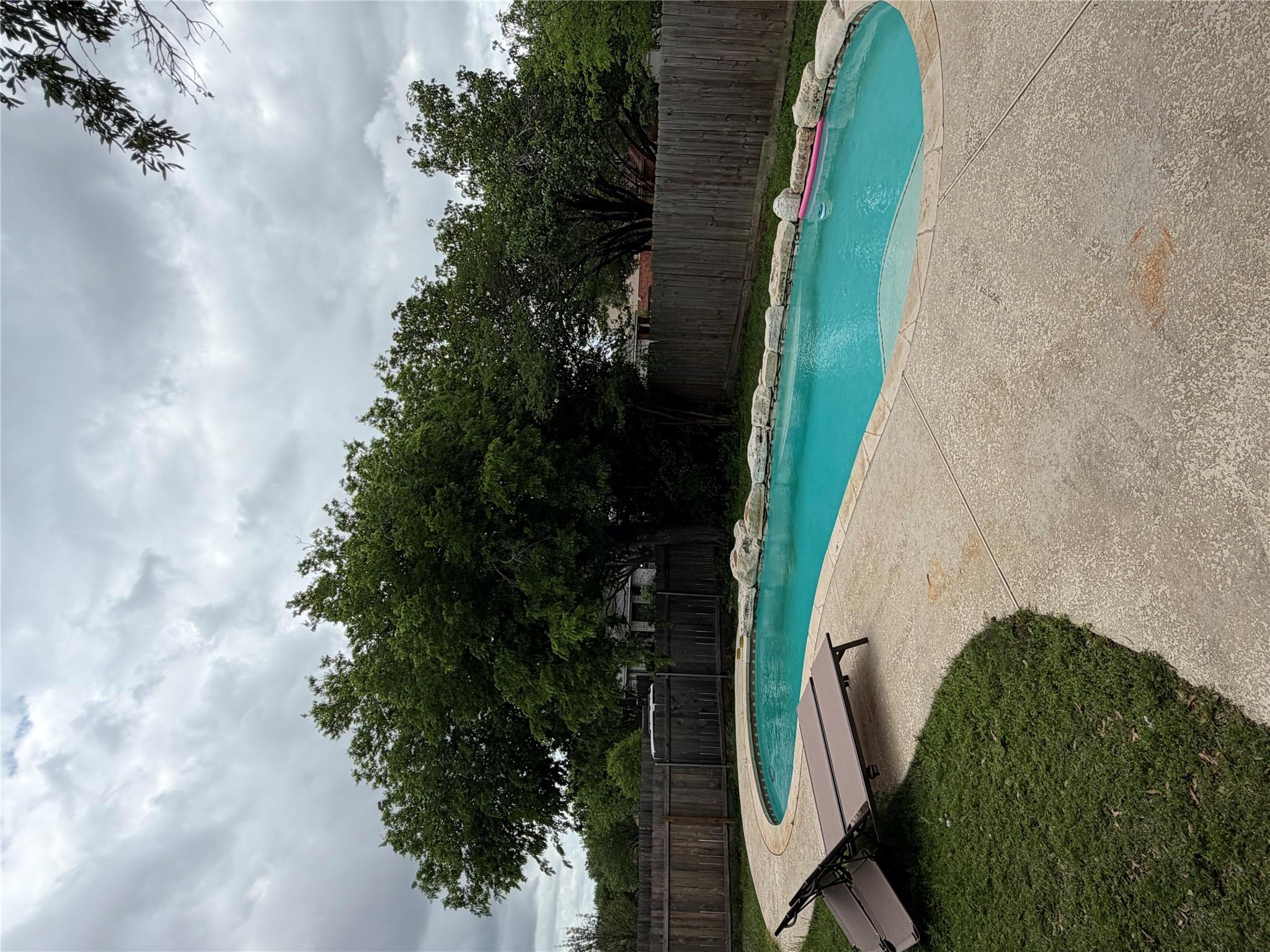 1210 Highland Dr, Cedar Park, TX 78613