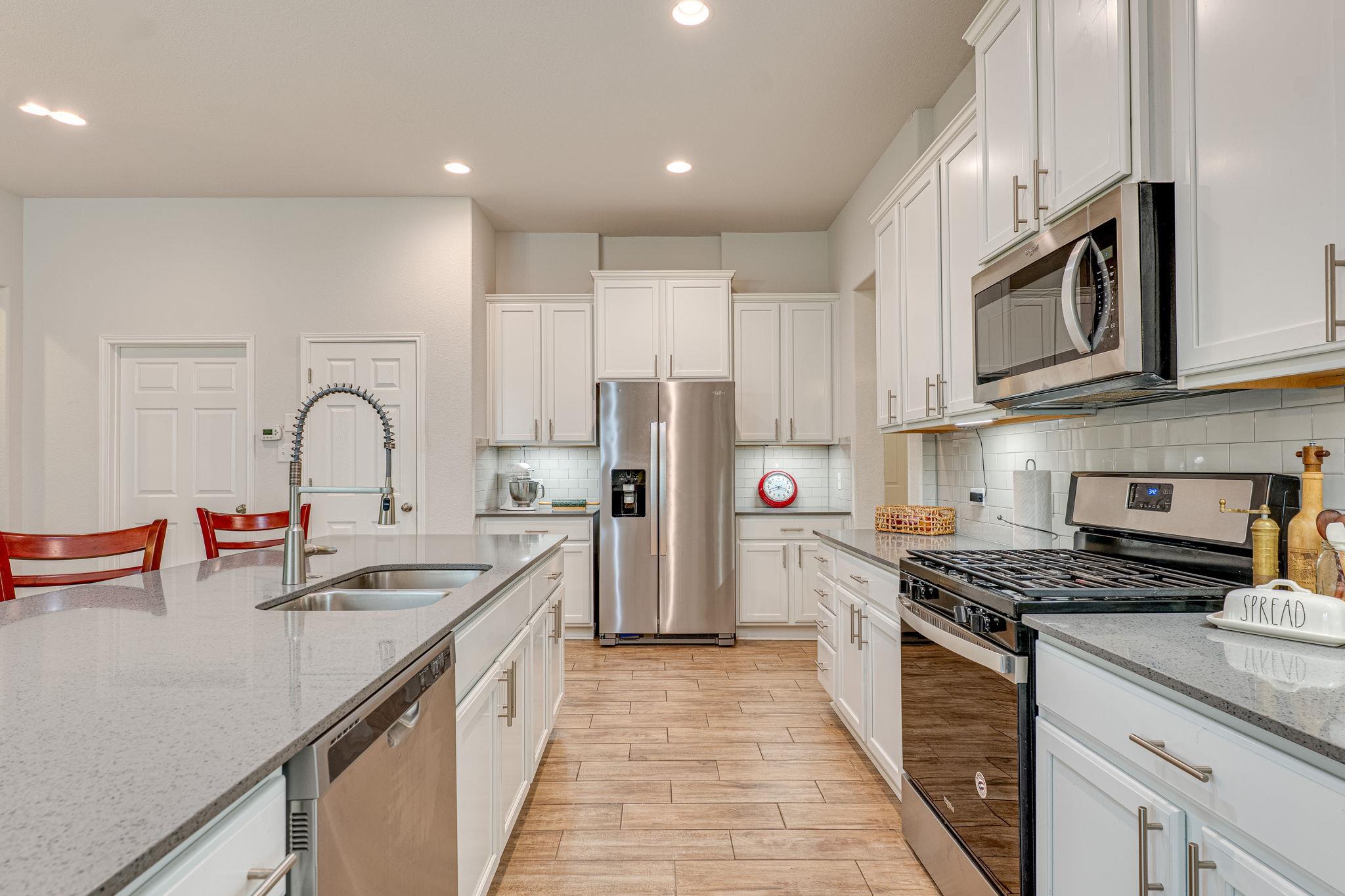 1009 Goldilocks Ln, Manchaca, TX 78652
