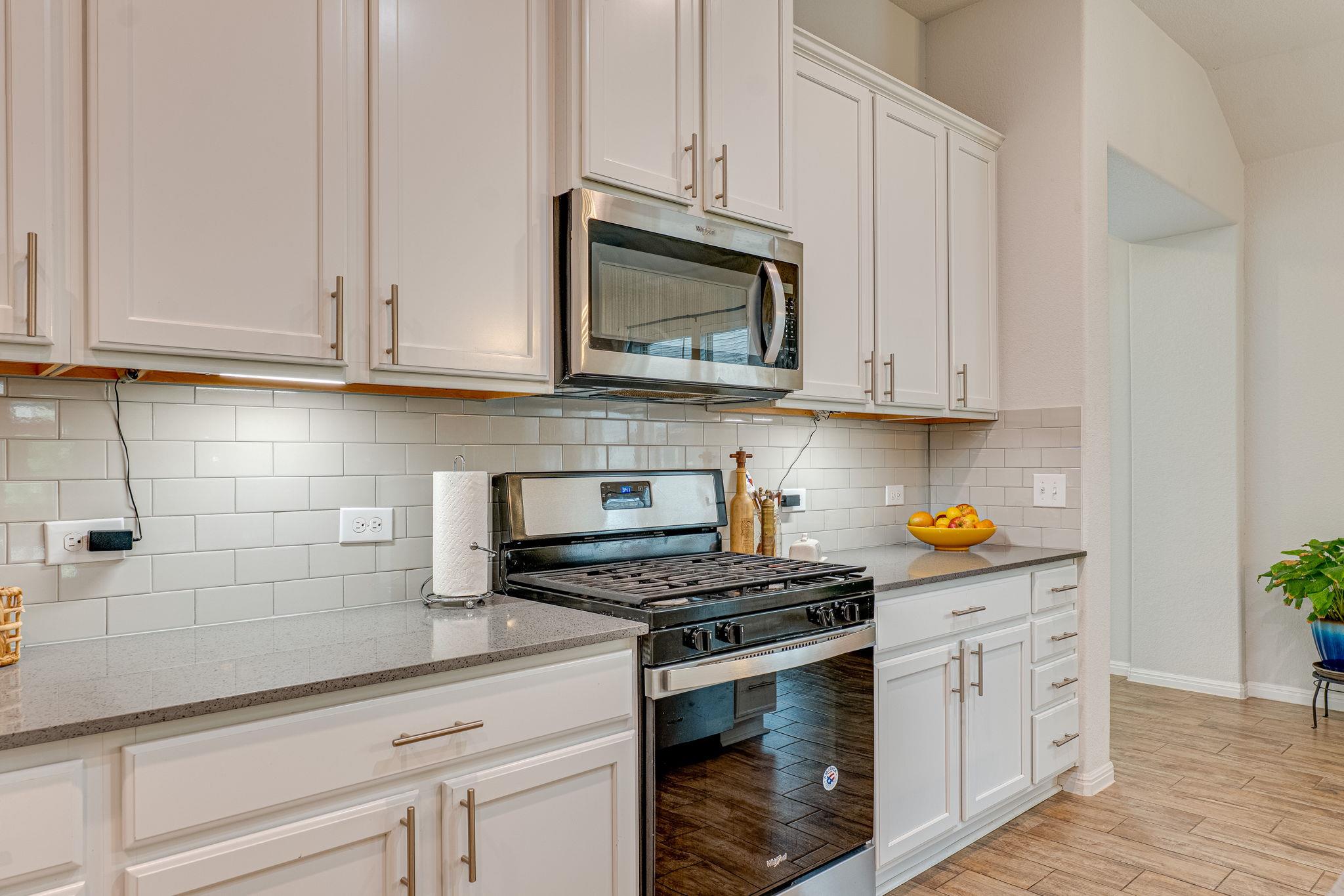 1009 Goldilocks Ln, Manchaca, TX 78652