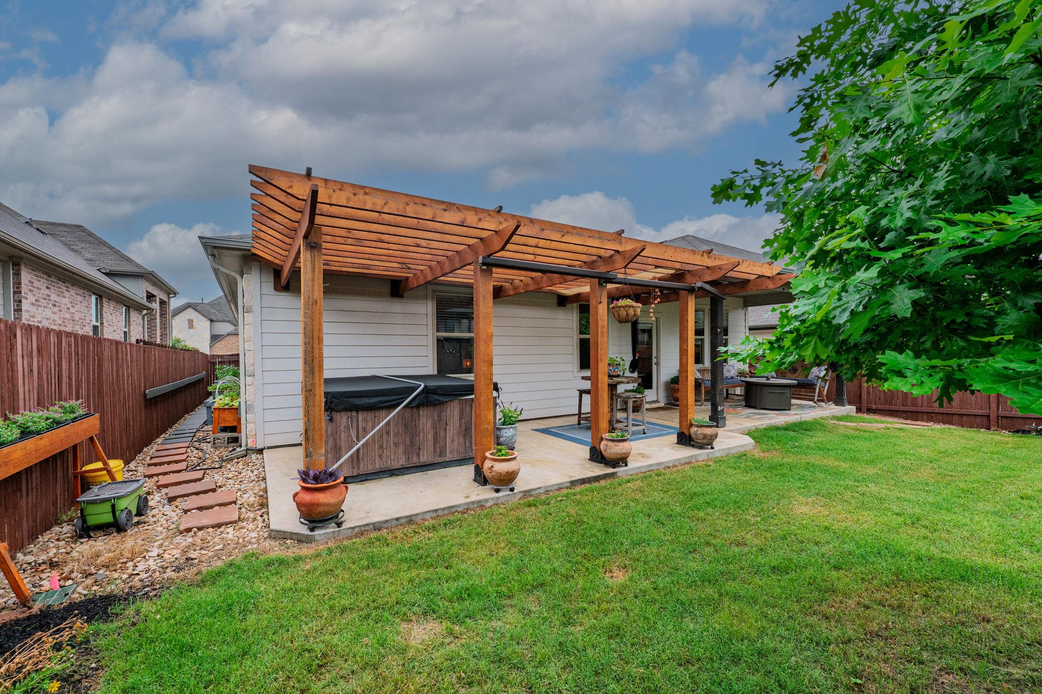 1009 Goldilocks Ln, Manchaca, TX 78652
