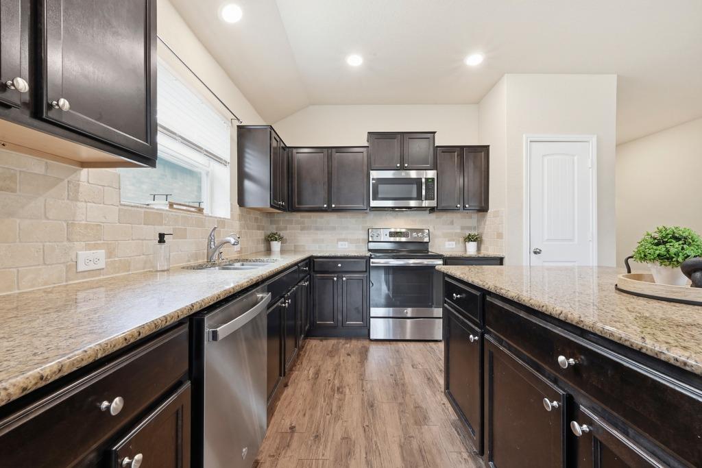 3157 Pinecone Cv, New Braunfels, TX 78130