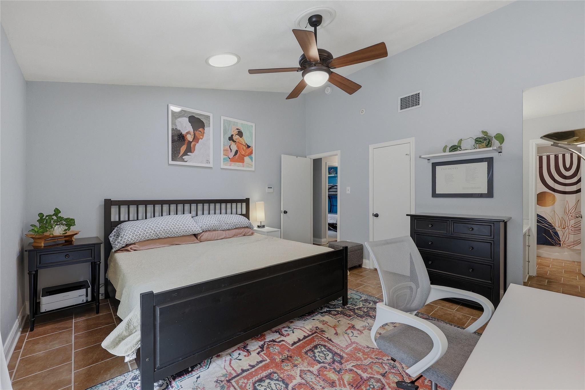 7516 Hemingway St, Austin, TX 78752