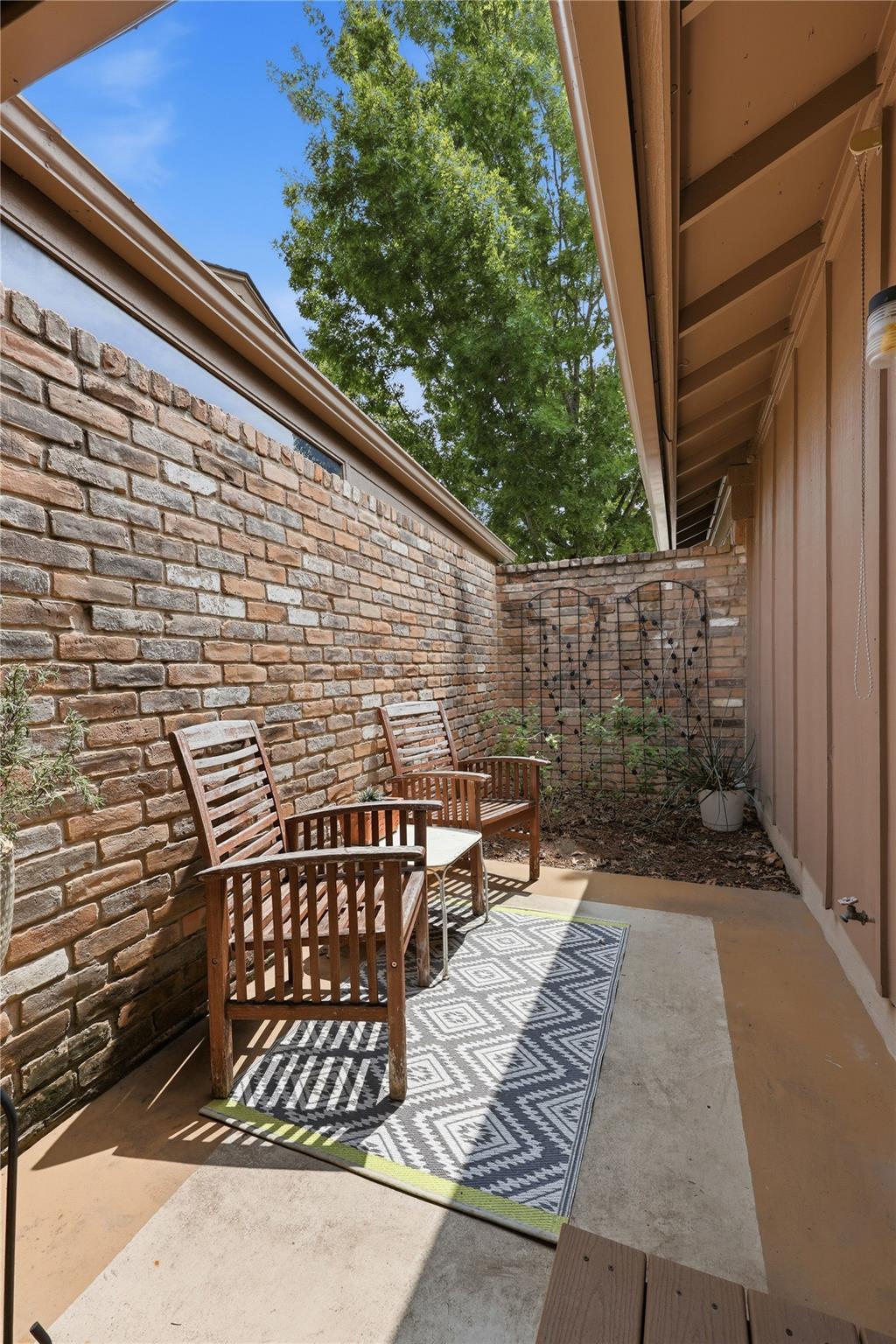 7516 Hemingway St, Austin, TX 78752