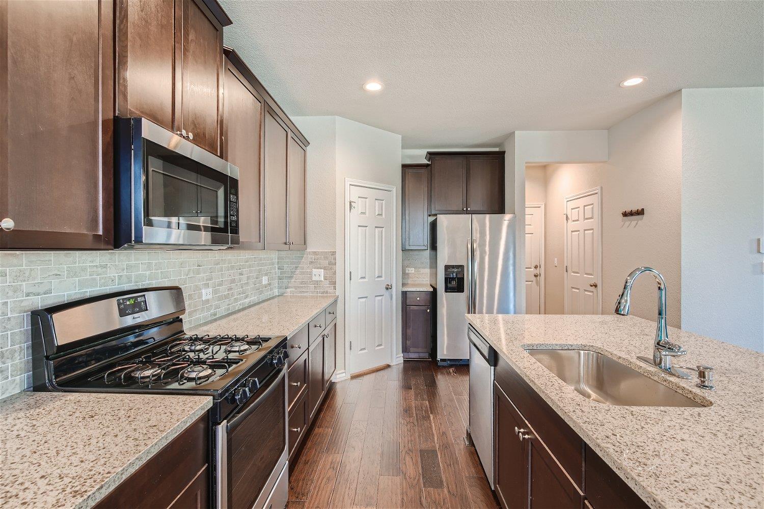 1604 Los Olivios Way, Austin, TX 78725