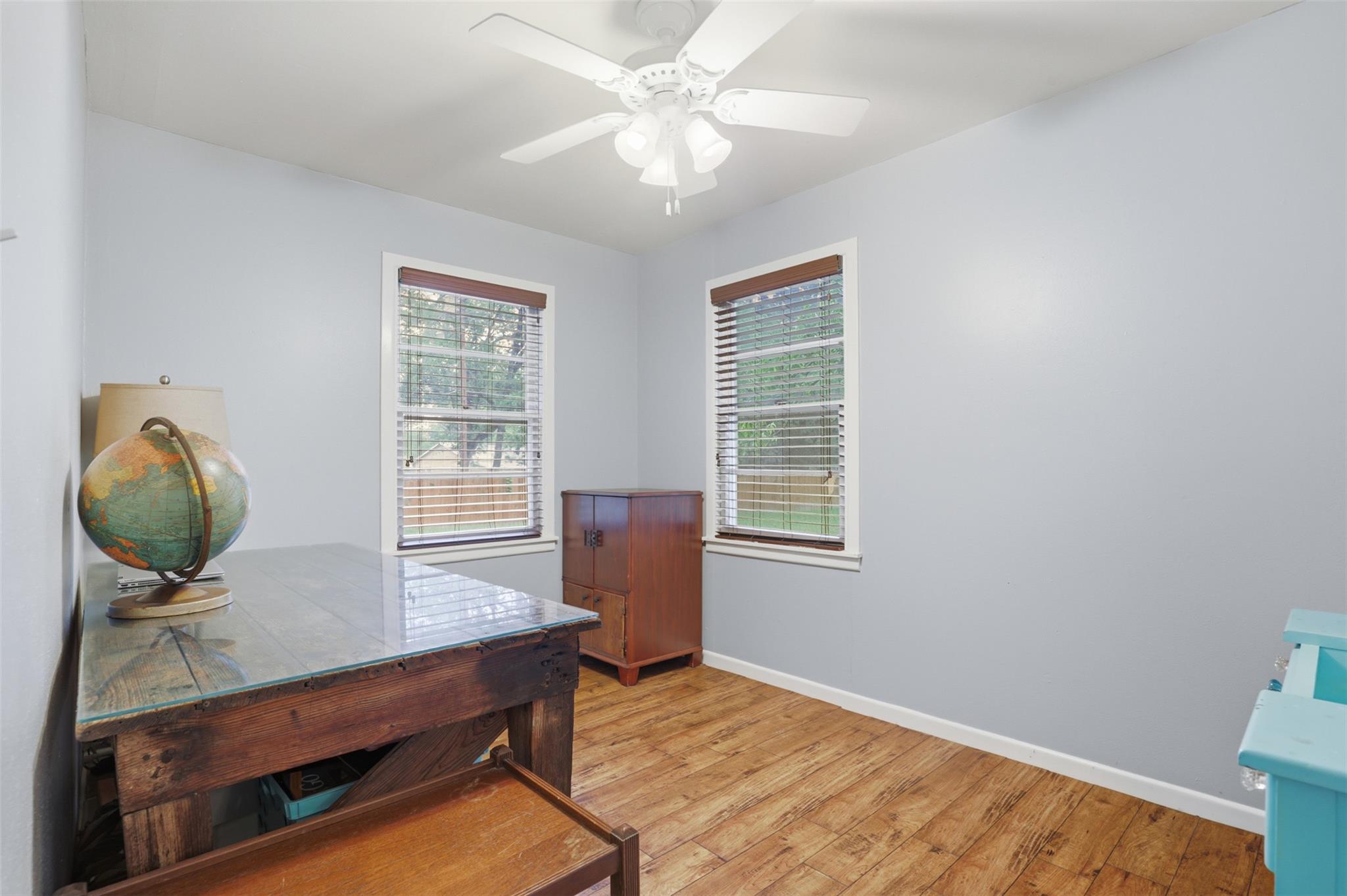 306 Erie Ave, Rockdale, TX 76567