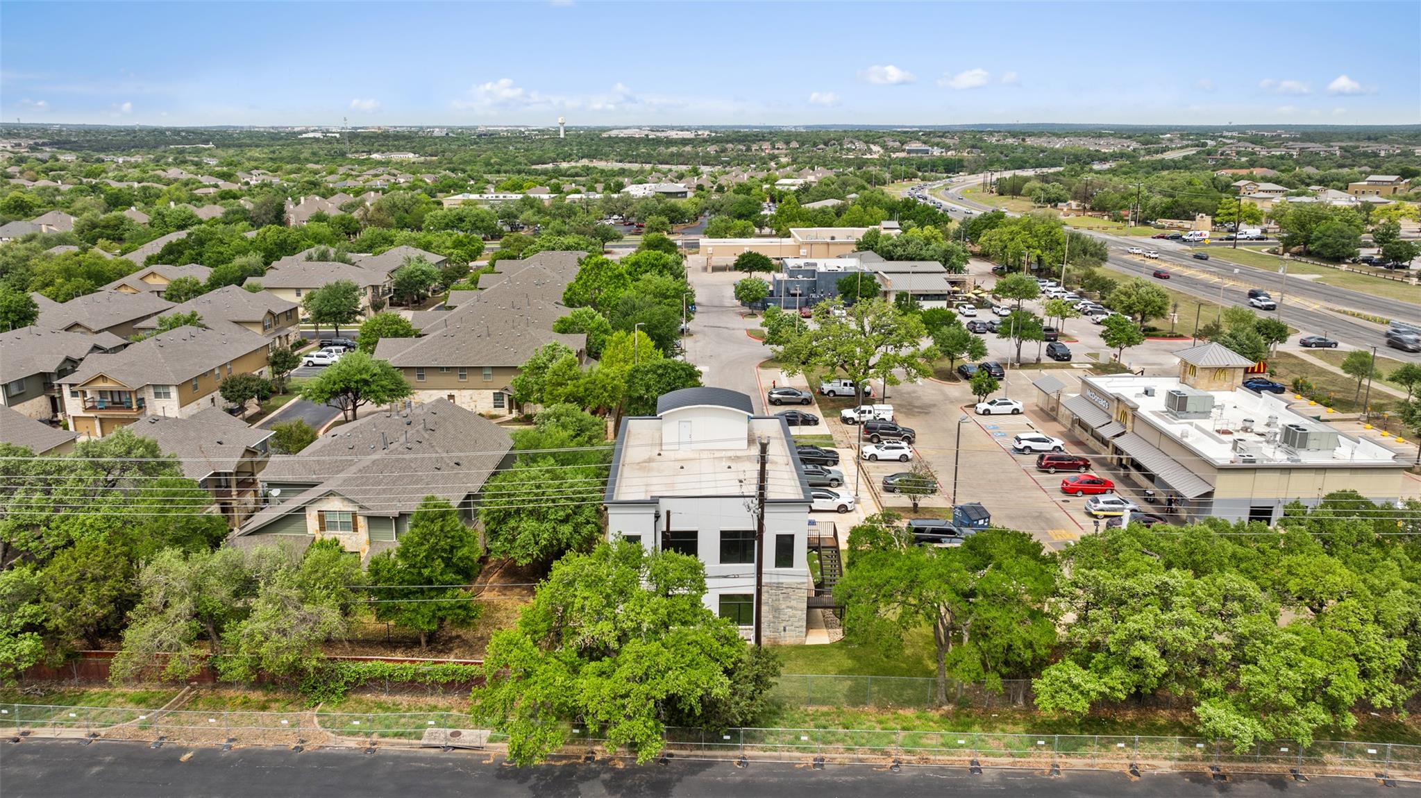 10521 Parmer Ln, Cedar Park, TX 78613