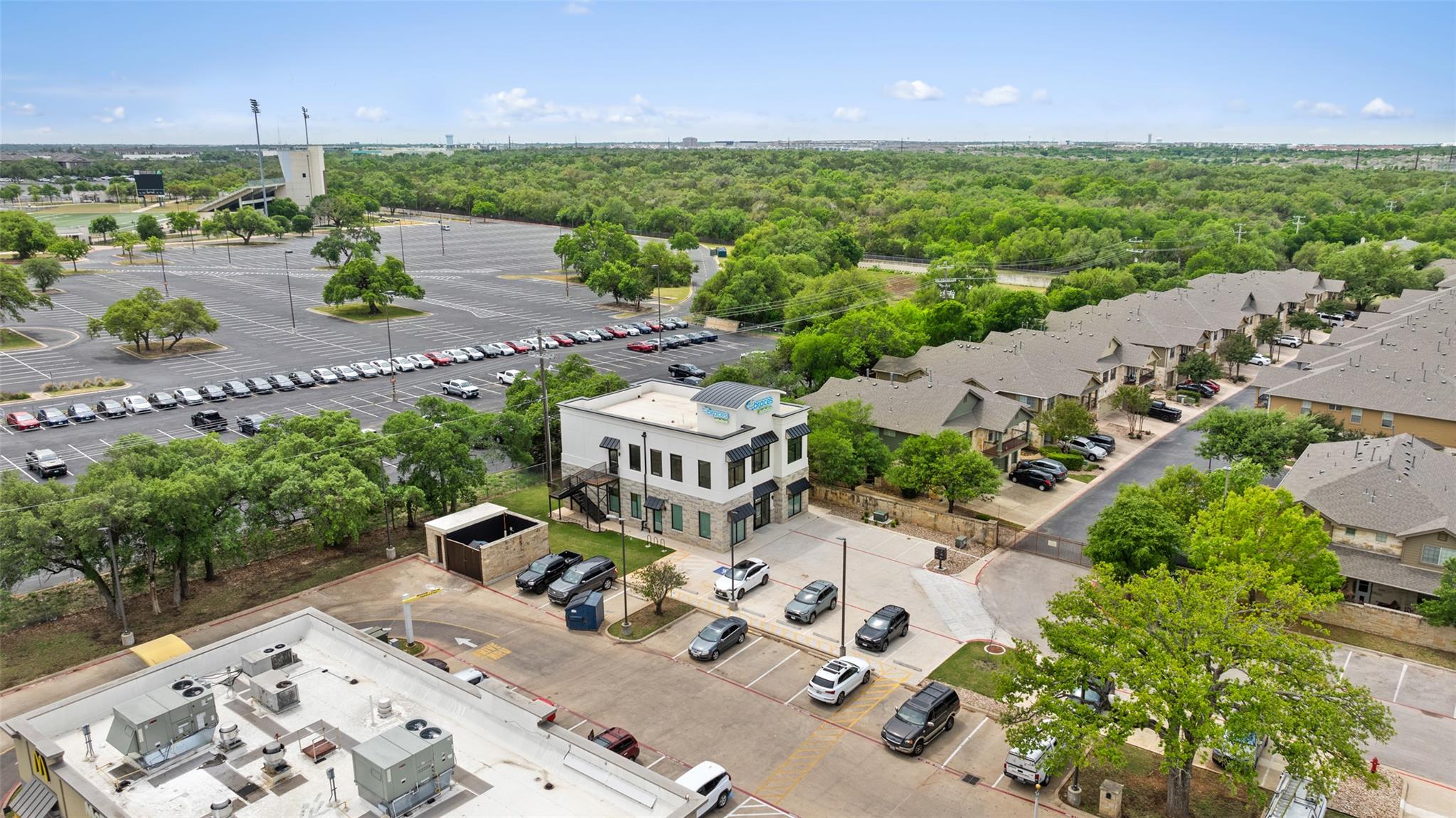 10521 Parmer Ln, Cedar Park, TX 78613