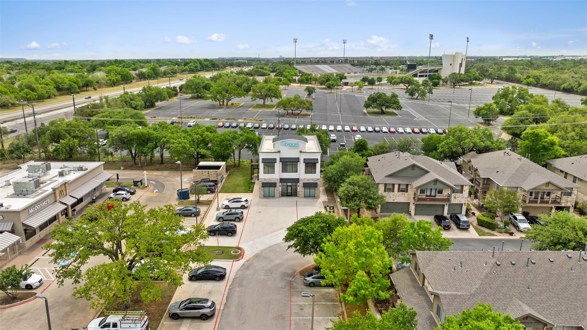 10521 Parmer Ln, Cedar Park, TX 78613