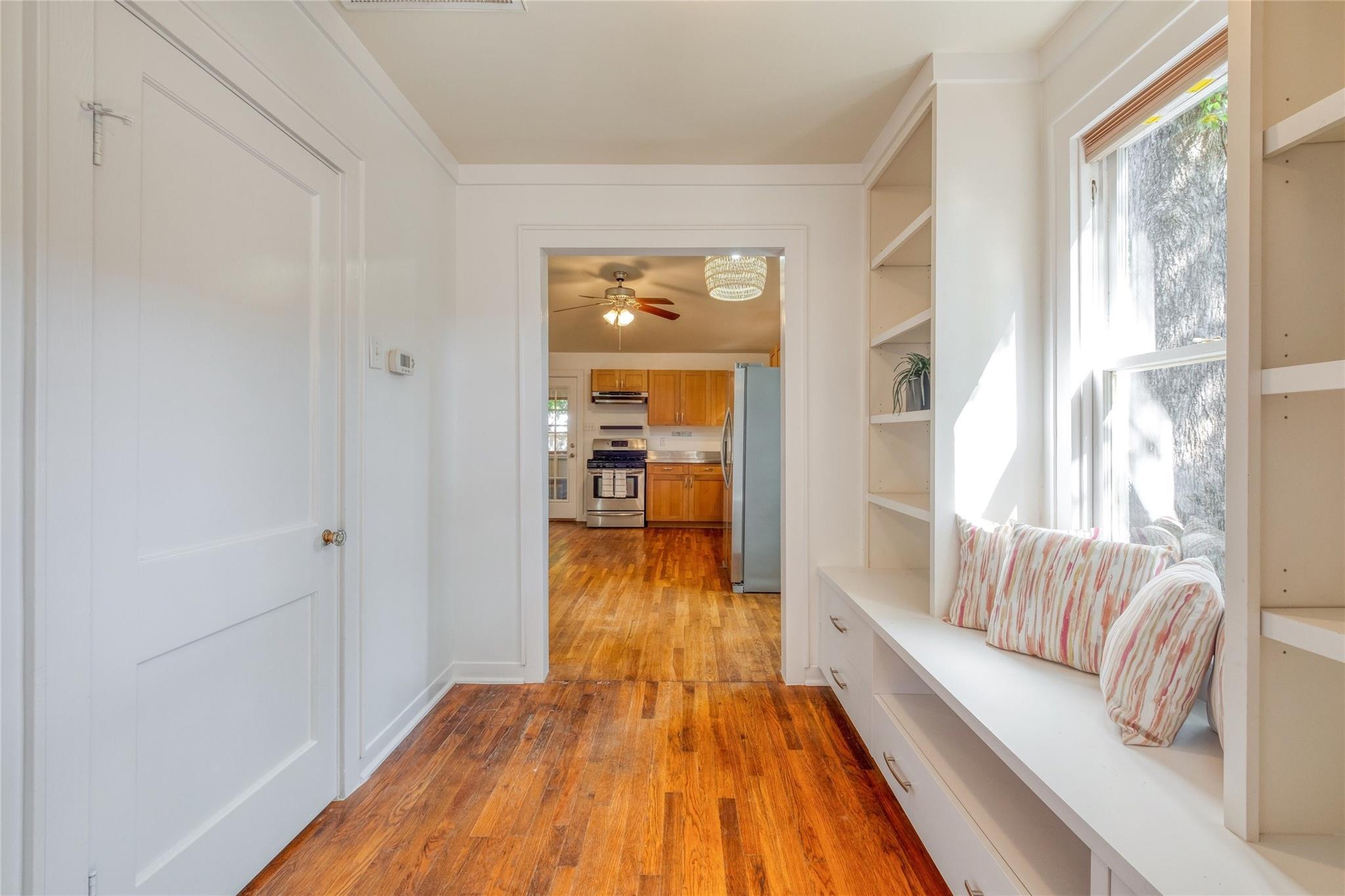 708 & 712 Nowotny Ln, Austin, TX 78702