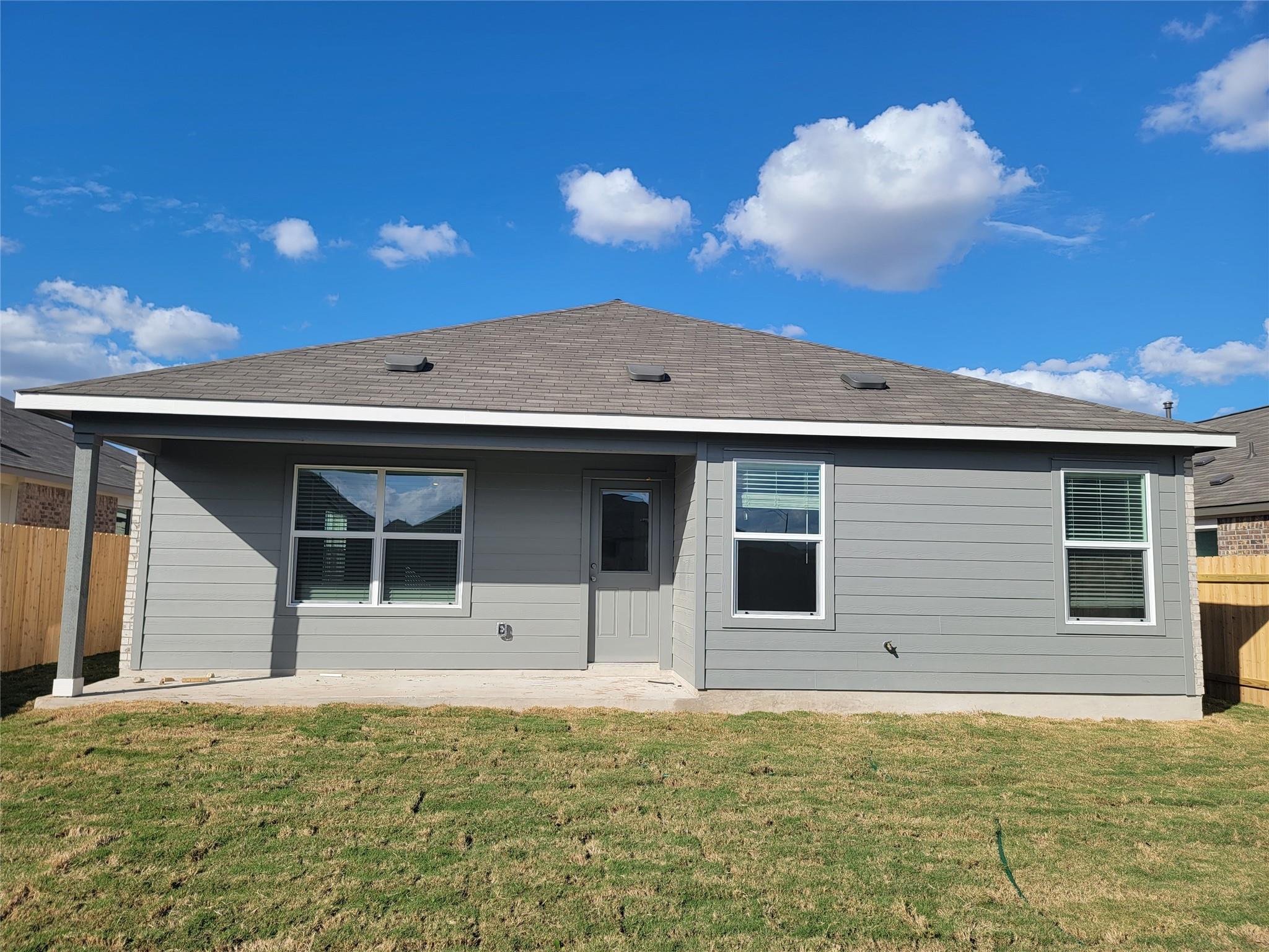 602 Arnage Dr, Hutto, TX 78634