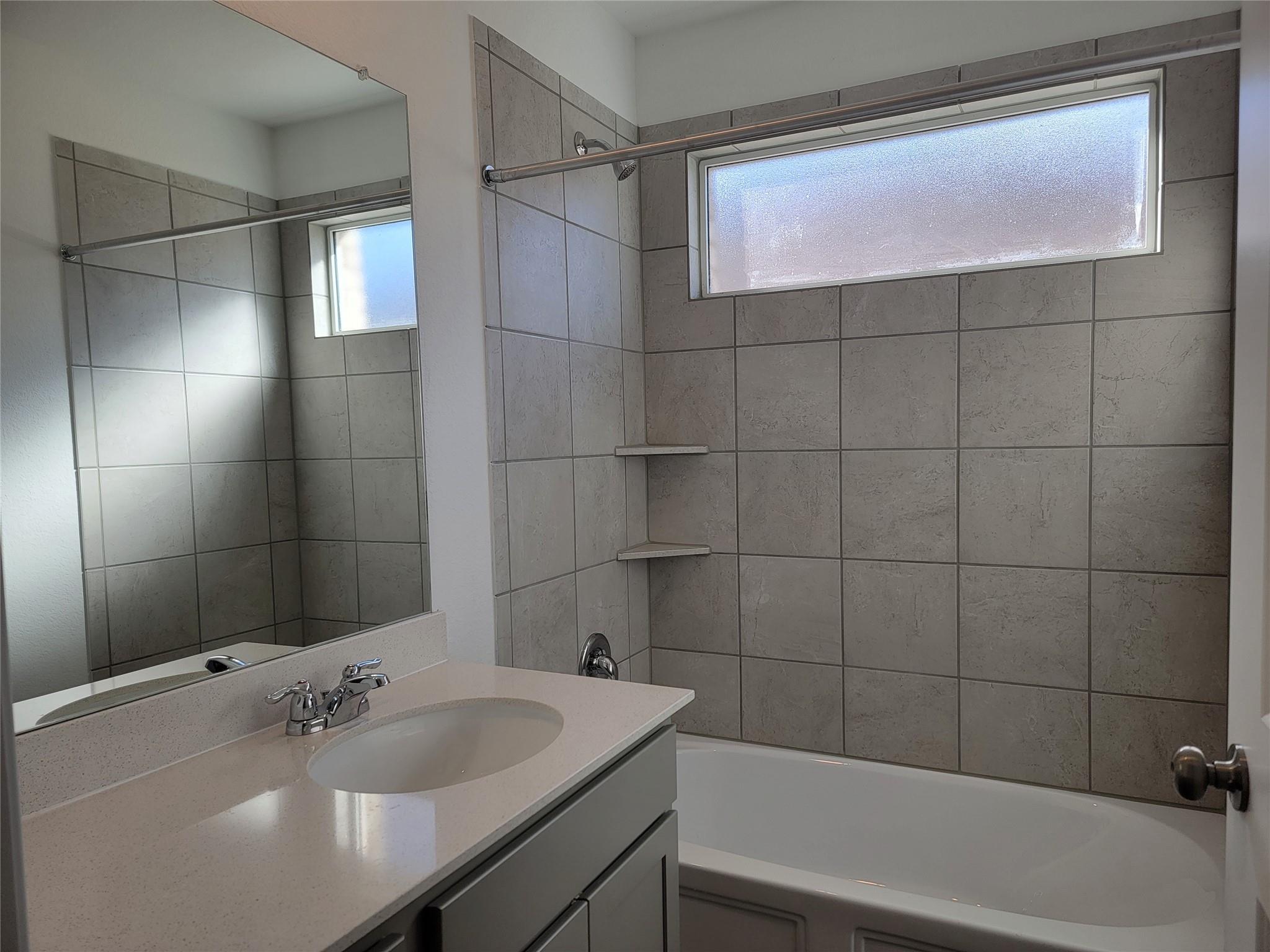 602 Arnage Dr, Hutto, TX 78634