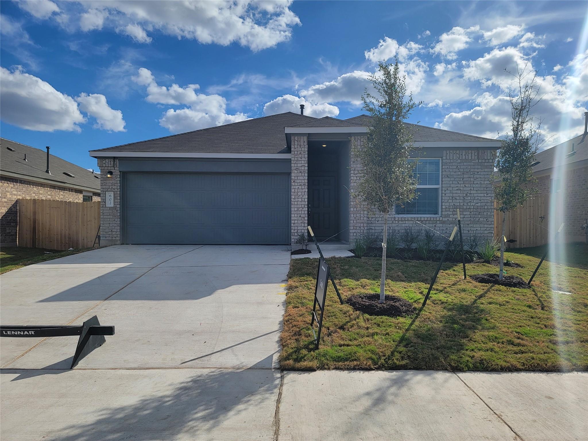 602 Arnage Dr, Hutto, TX 78634