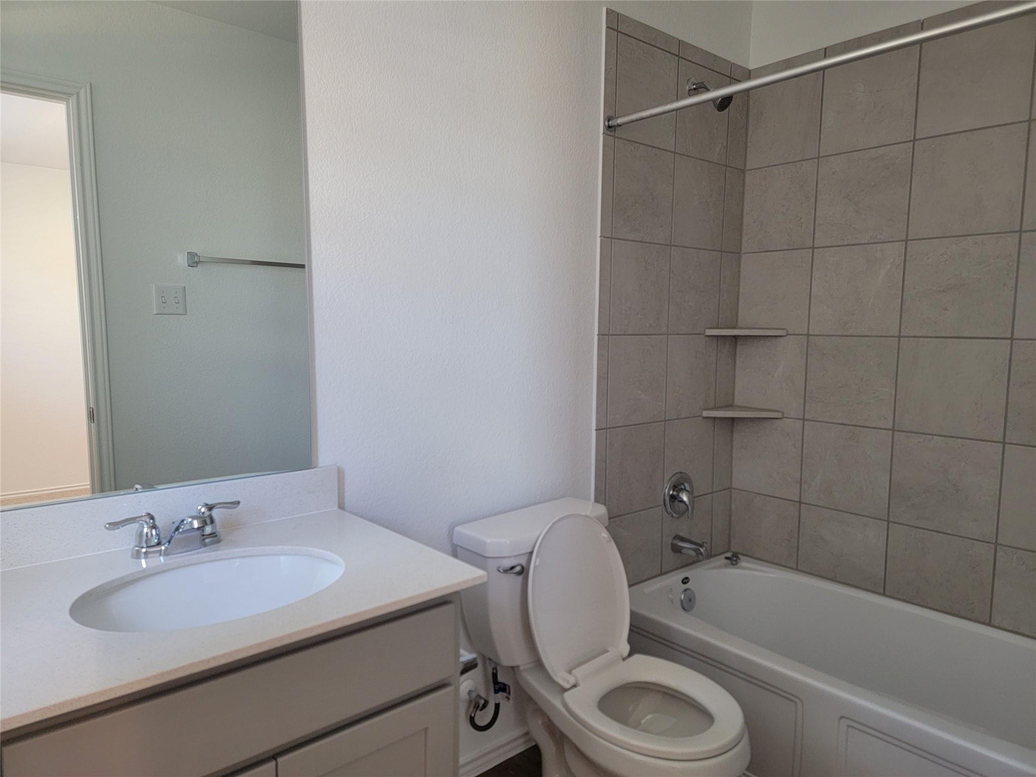 602 Arnage Dr, Hutto, TX 78634