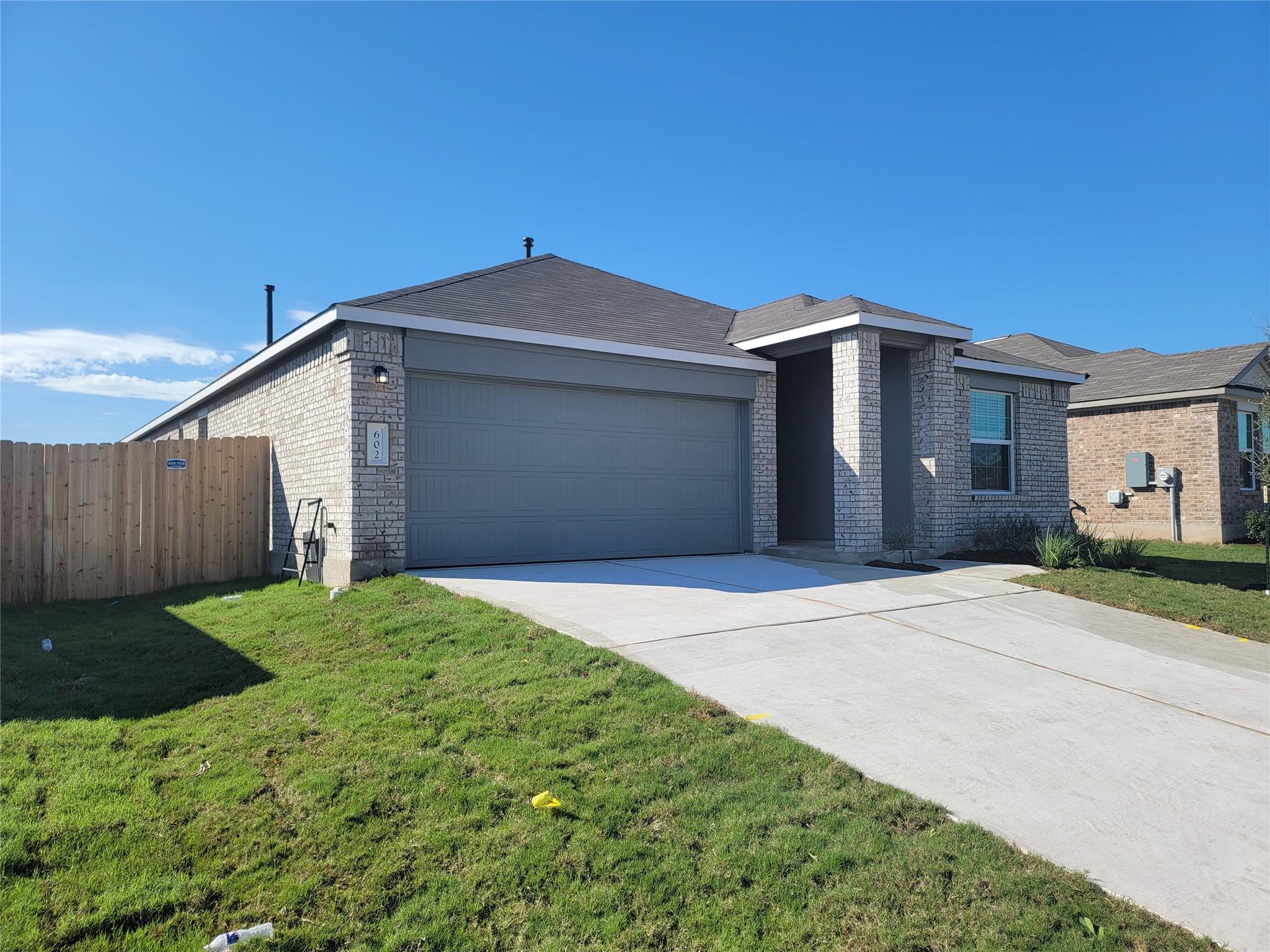 602 Arnage Dr, Hutto, TX 78634