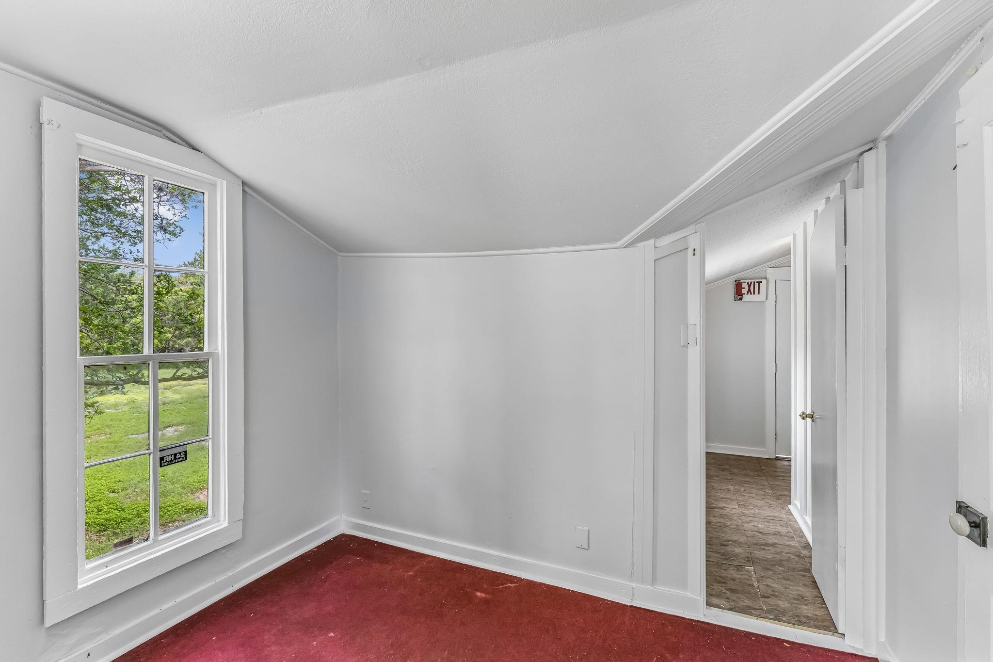 2020 Old RR 12, San Marcos, TX 78666