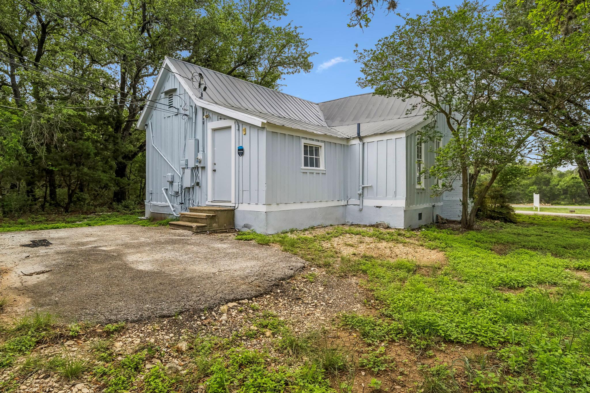 2020 Old RR 12, San Marcos, TX 78666