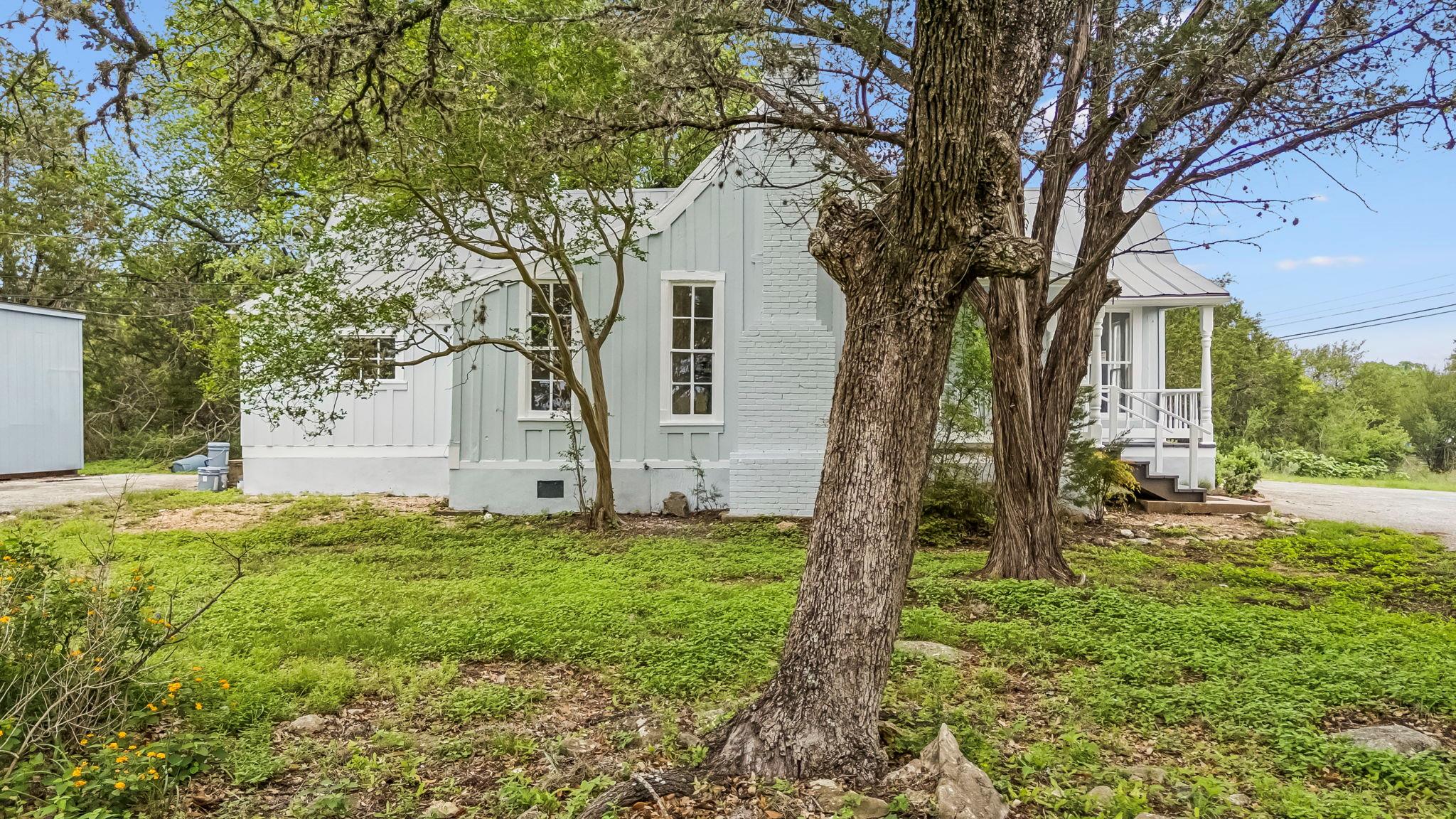 2020 Old RR 12, San Marcos, TX 78666