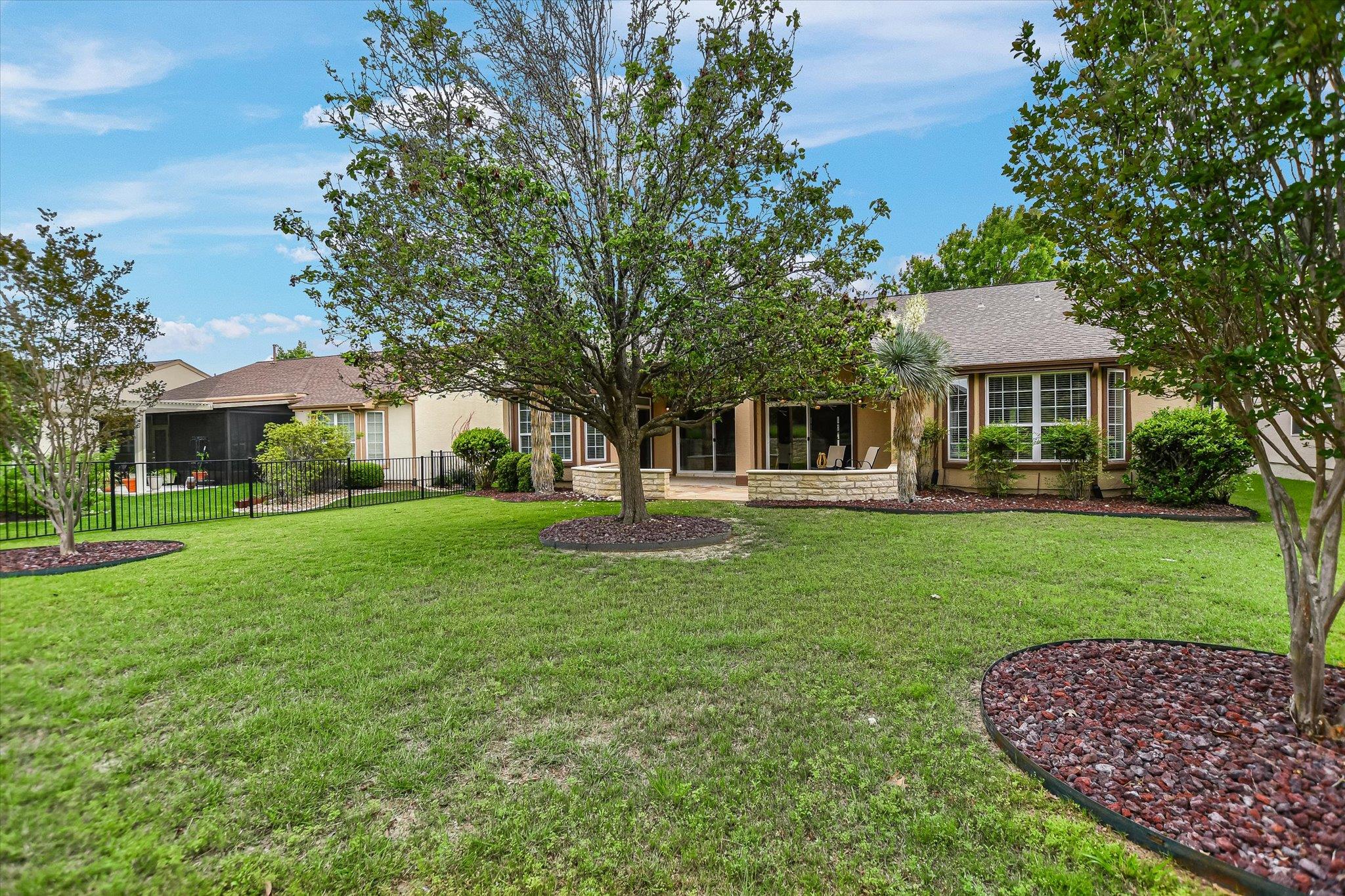 614 Armstrong Dr, Georgetown, TX 78633