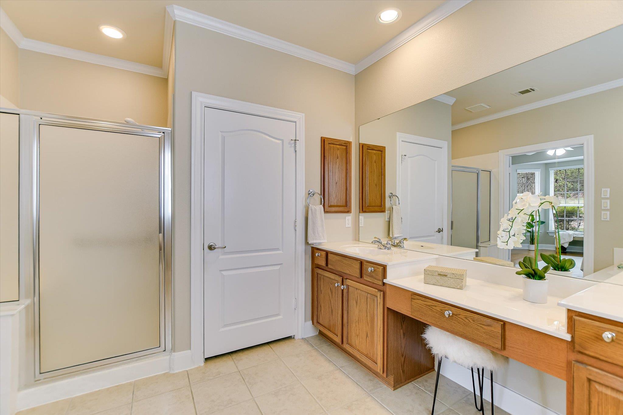 614 Armstrong Dr, Georgetown, TX 78633