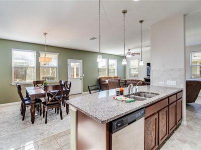 162 Eagle Brook Ln, Buda, TX 78610