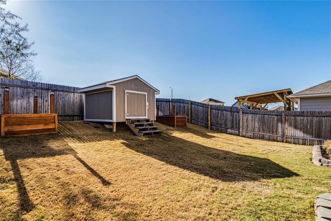 162 Eagle Brook Ln, Buda, TX 78610
